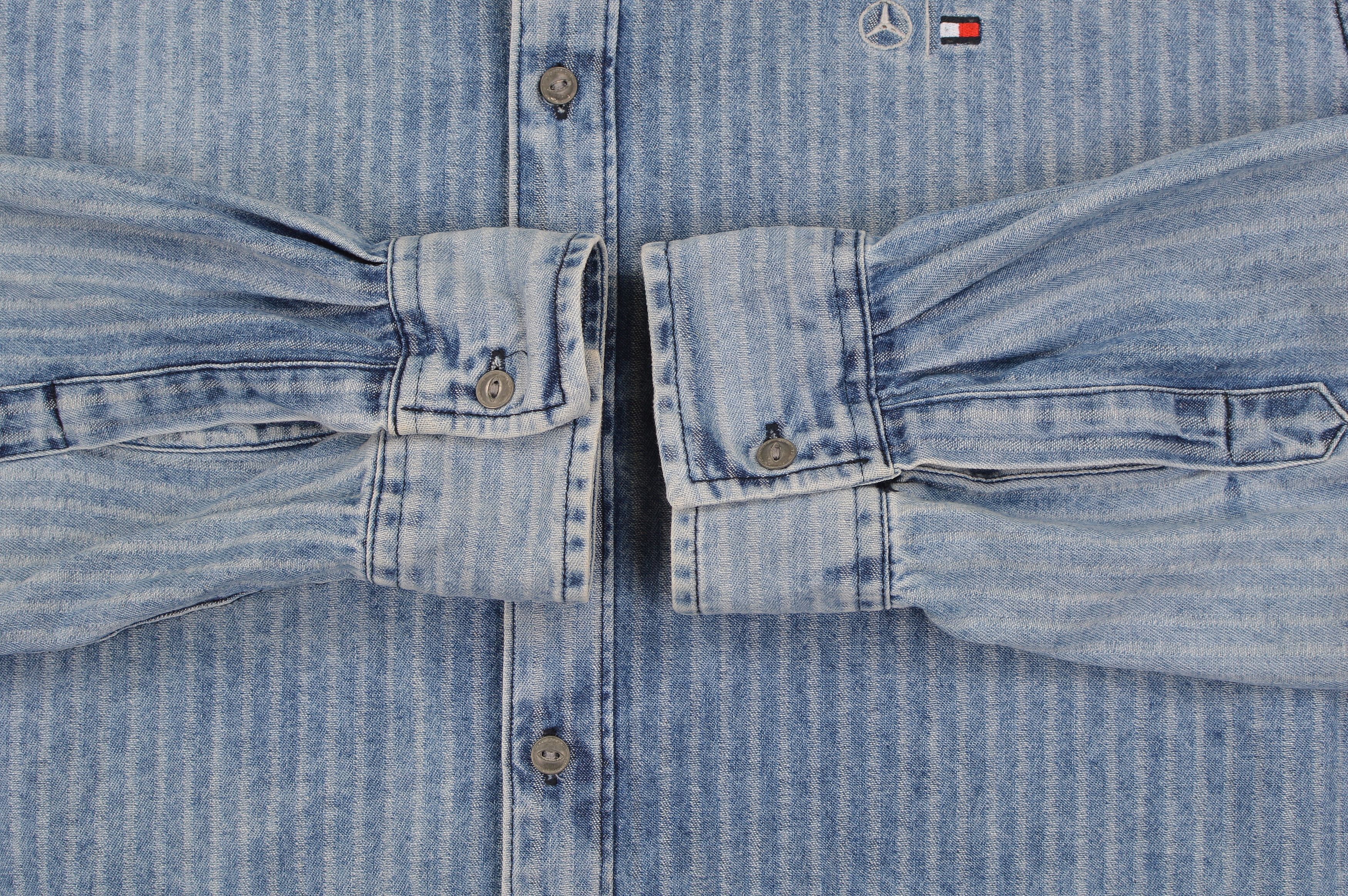Tommy Hilfiger Tommy Hilfiger AMG Petronas Motorsport Denim Button Shirt Size US XL / EU 56 / 4 - 4 Thumbnail