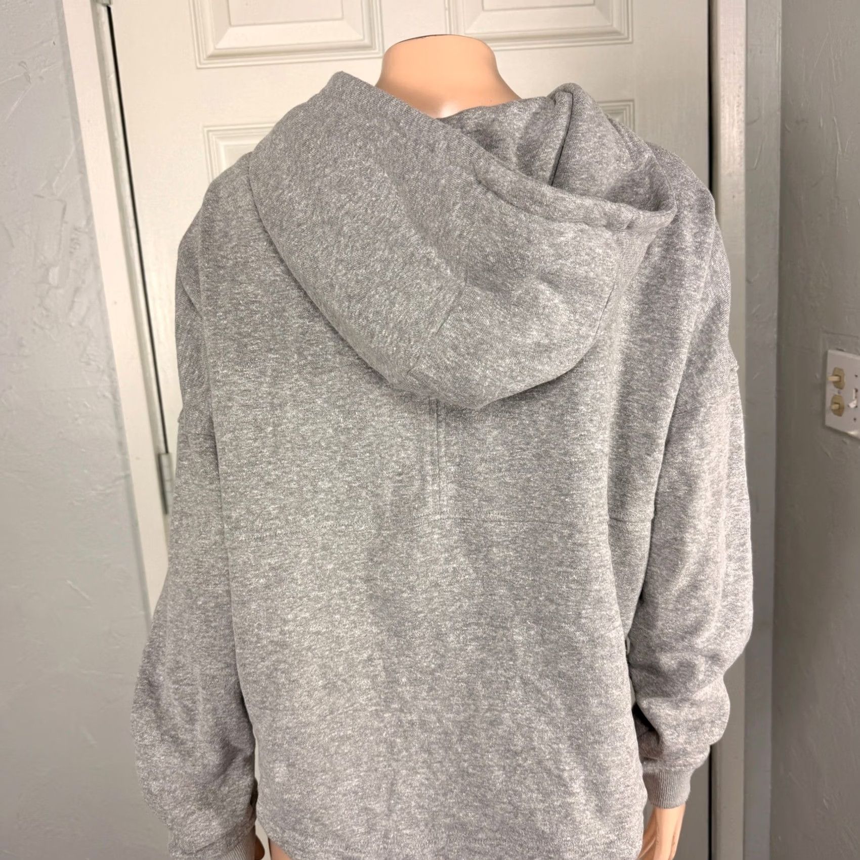 Prana prAna Cozy up Illana Women's Sweatshirt Small Cotton Crop Hoodie Hooded Lace Up V-Neck Gray S Women's Clothing Sweatshirt Size S / US 4 / IT 40 - 4 Thumbnail
