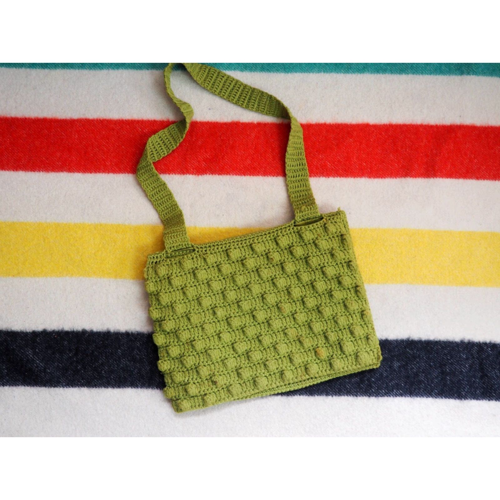 Olive VTG 60s 70s Moss Olive Green Boho Hippy Crochet Handmade Retro Purse Bag Purse Women Size ONE SIZE - 2 Thumbnail