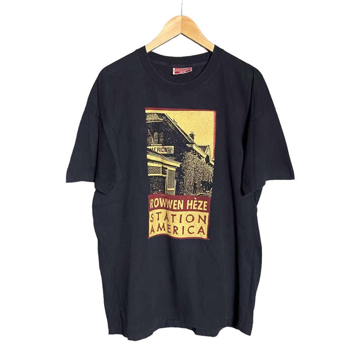Vintage 90s Rowwen Heze Station America Tour Band Tee