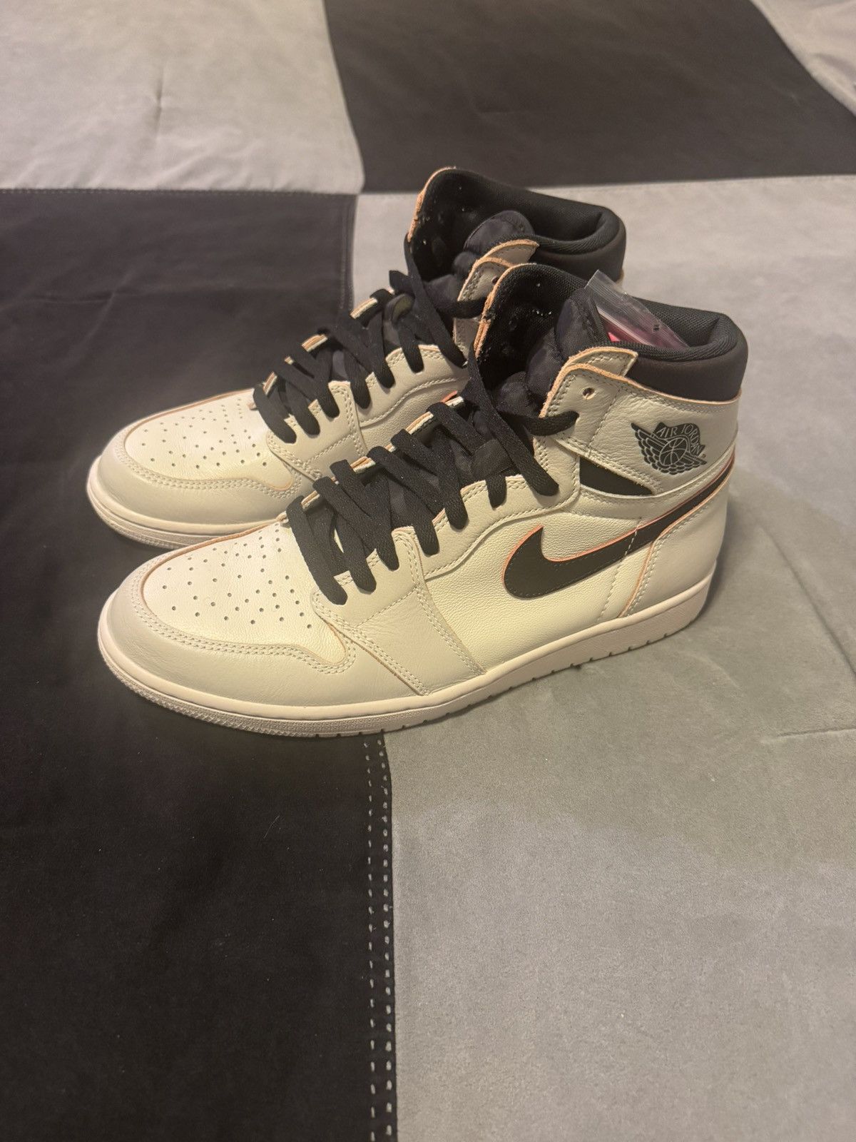 Air Jordan 1 SB Retro High NYC to Paris