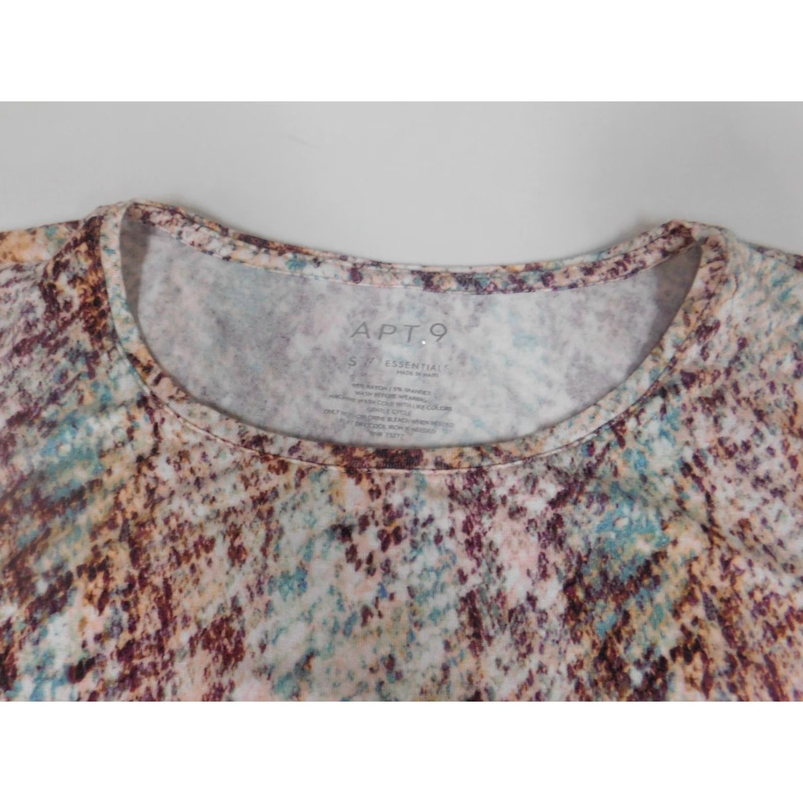 Apt. 9 Apt 9 Blouse Womens S Crew Neck Pullover Casual Multicolor Blue Stretch Shop Basic Classic Regular Size Small Size S / US 4 / IT 40 - 4 Thumbnail
