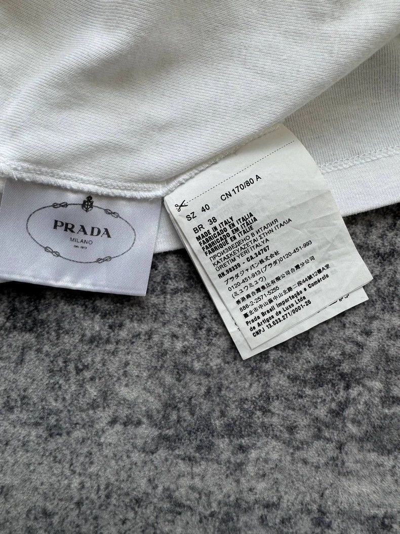 Louis Vuitton Louis Vuitton Alphabet Ribbon Yoga Vest Size XS / US 0-2 / IT 36-38 - 3 Thumbnail