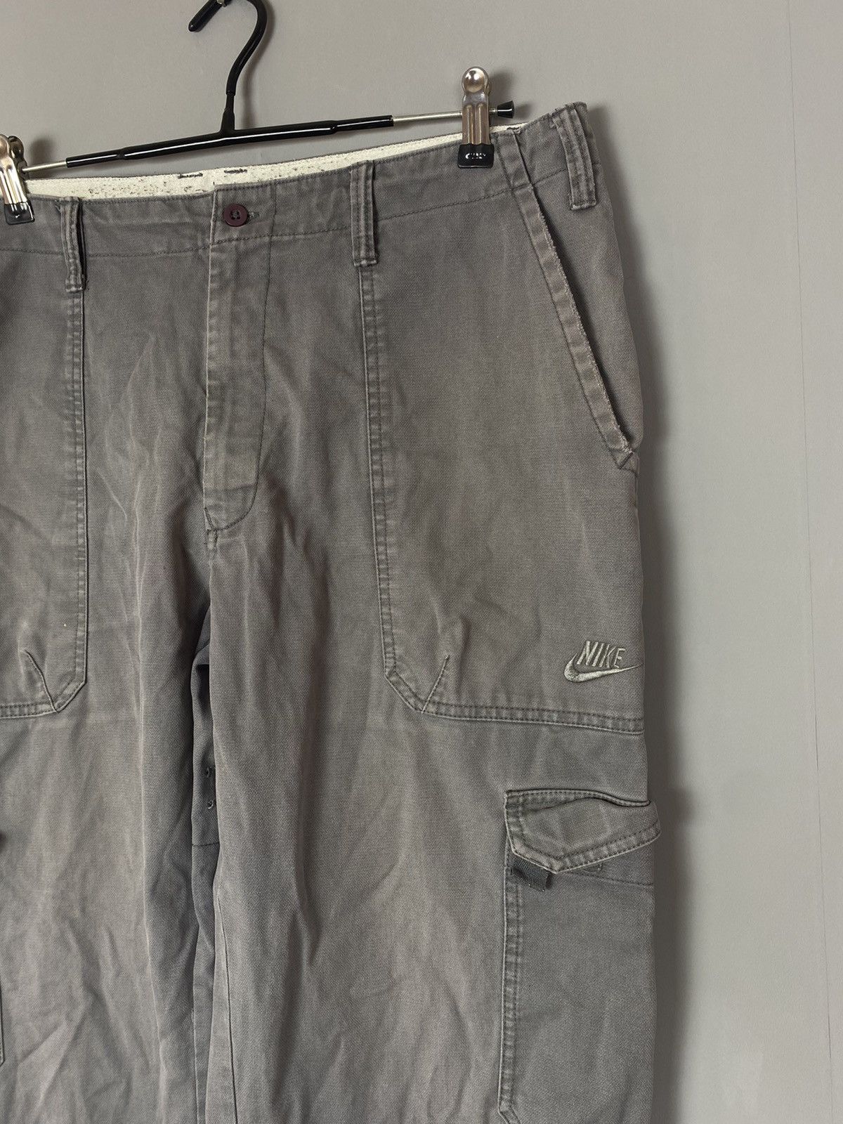 Japanese Brand × Nike × Vintage Vintage 00s Nike cargo pants Size US 34 / EU 50 - 4 Thumbnail