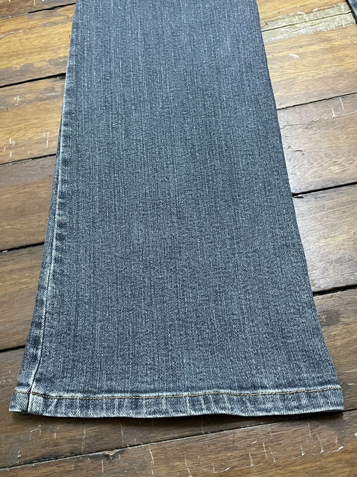 Le Grande Bleu (L.G.B.) Rare Vintage Japanese Brand Jouer Du Rock Flared Jeans 2000s Size US 29 - 7 Thumbnail