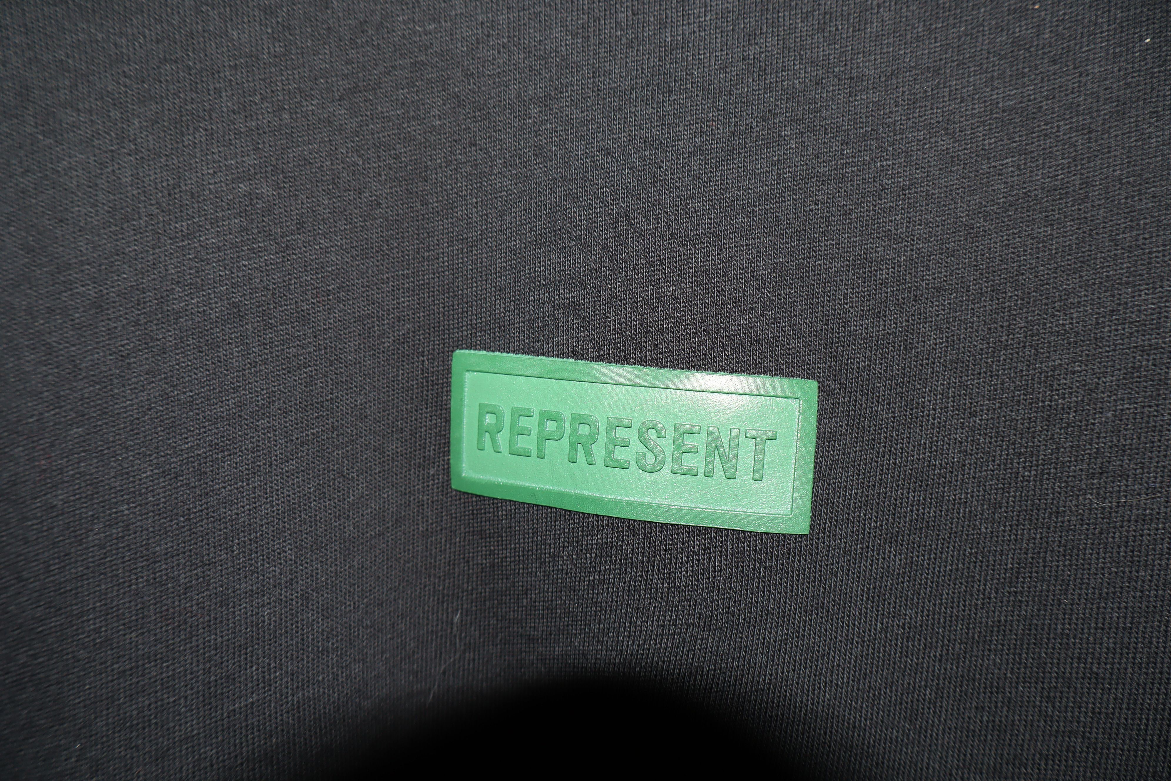 Represent Clo. Capsule collection "Bully" sneaker ltd edition t-shirt Size US L / EU 52-54 / 3 - 4 Thumbnail