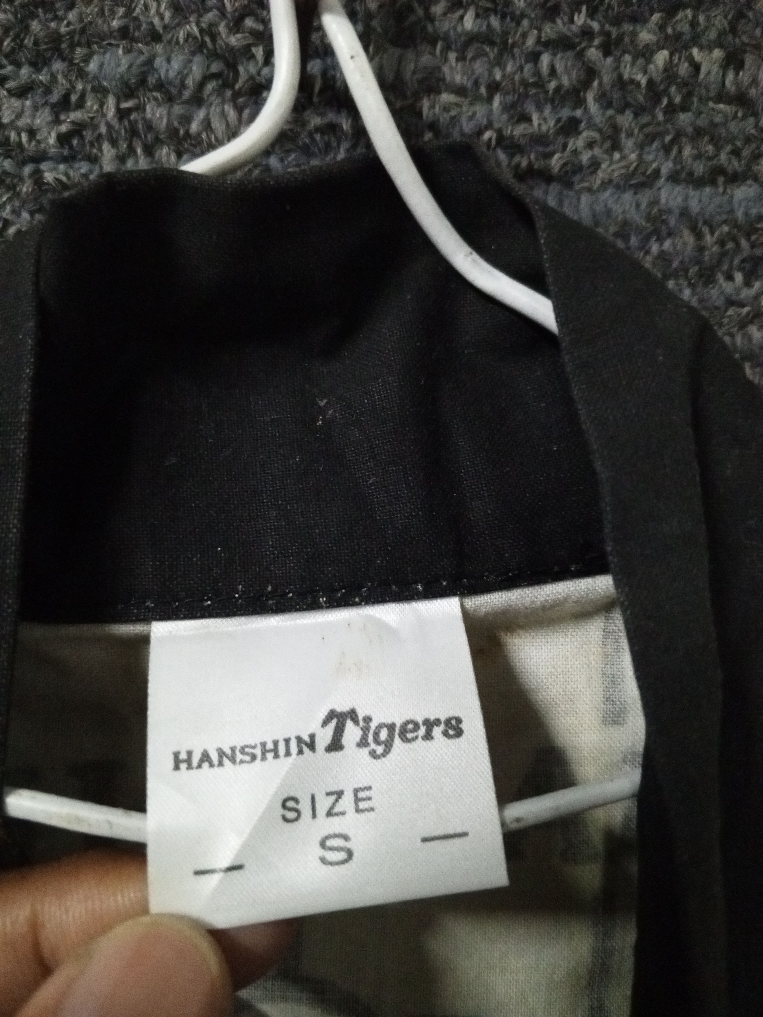 Japanese Brand 💥Hanshin Tigers💥 Baseball Team Kimono Japan Size US XL / EU 56 / 4 - 8 Thumbnail
