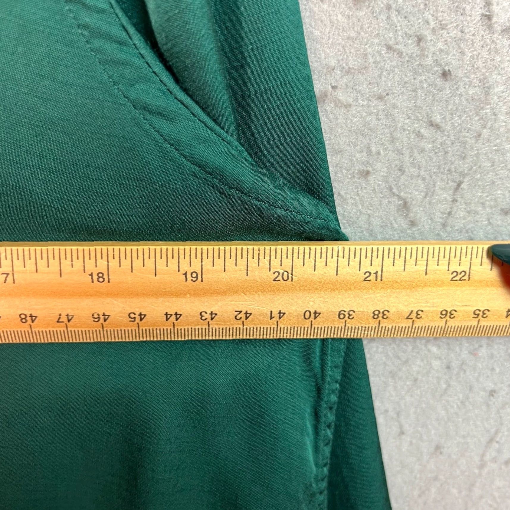 Zara Zara Womens Size Large Green Regular Fit Long Sleeve Button-Up Shirt Size L / US 10 / IT 46 - 5 Thumbnail