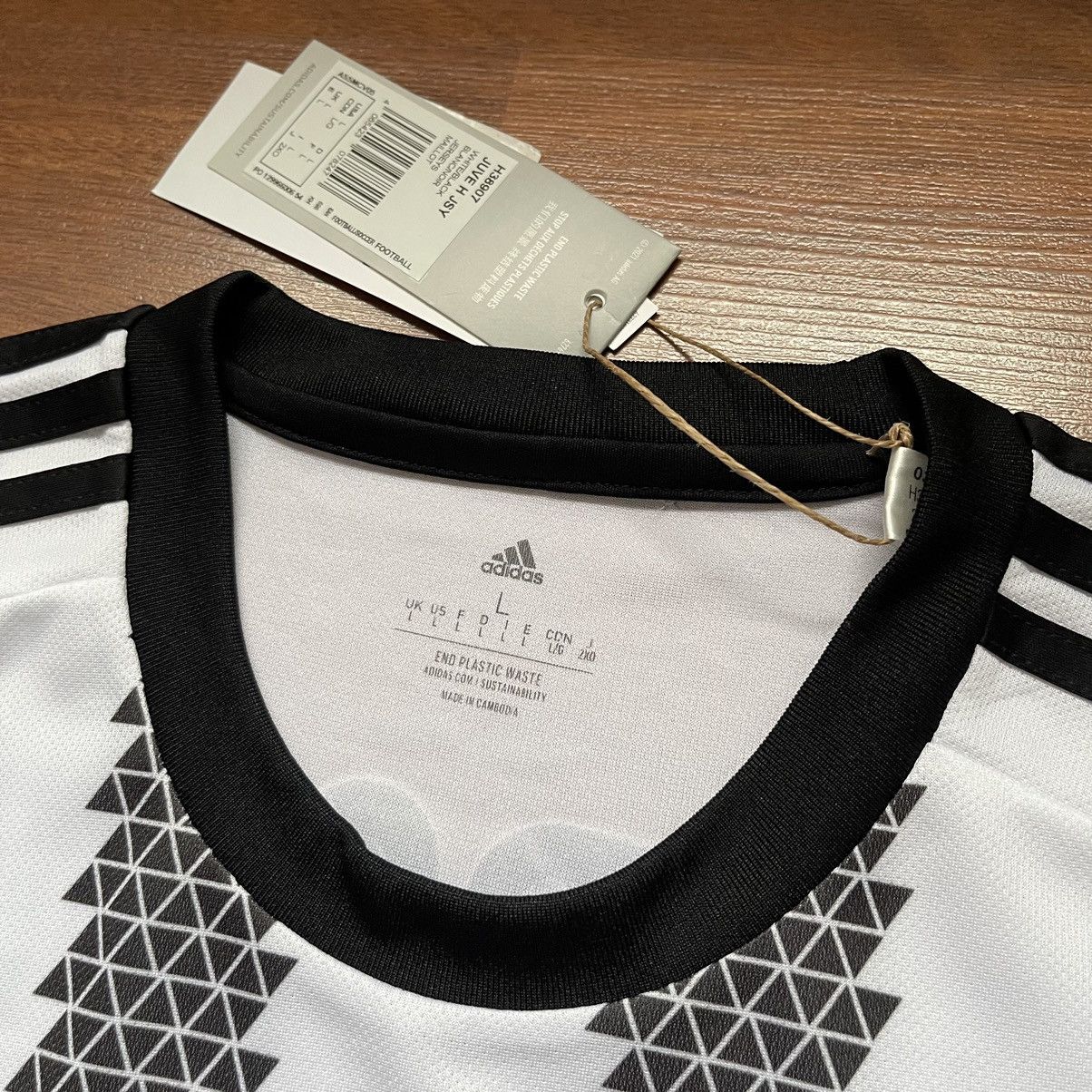 Adidas JUVENTUS ADIDAS 2022/2023 FOOTBALL HOME JERSEY #22 DI MARIA Size US L / EU 52-54 / 3 - 6 Thumbnail