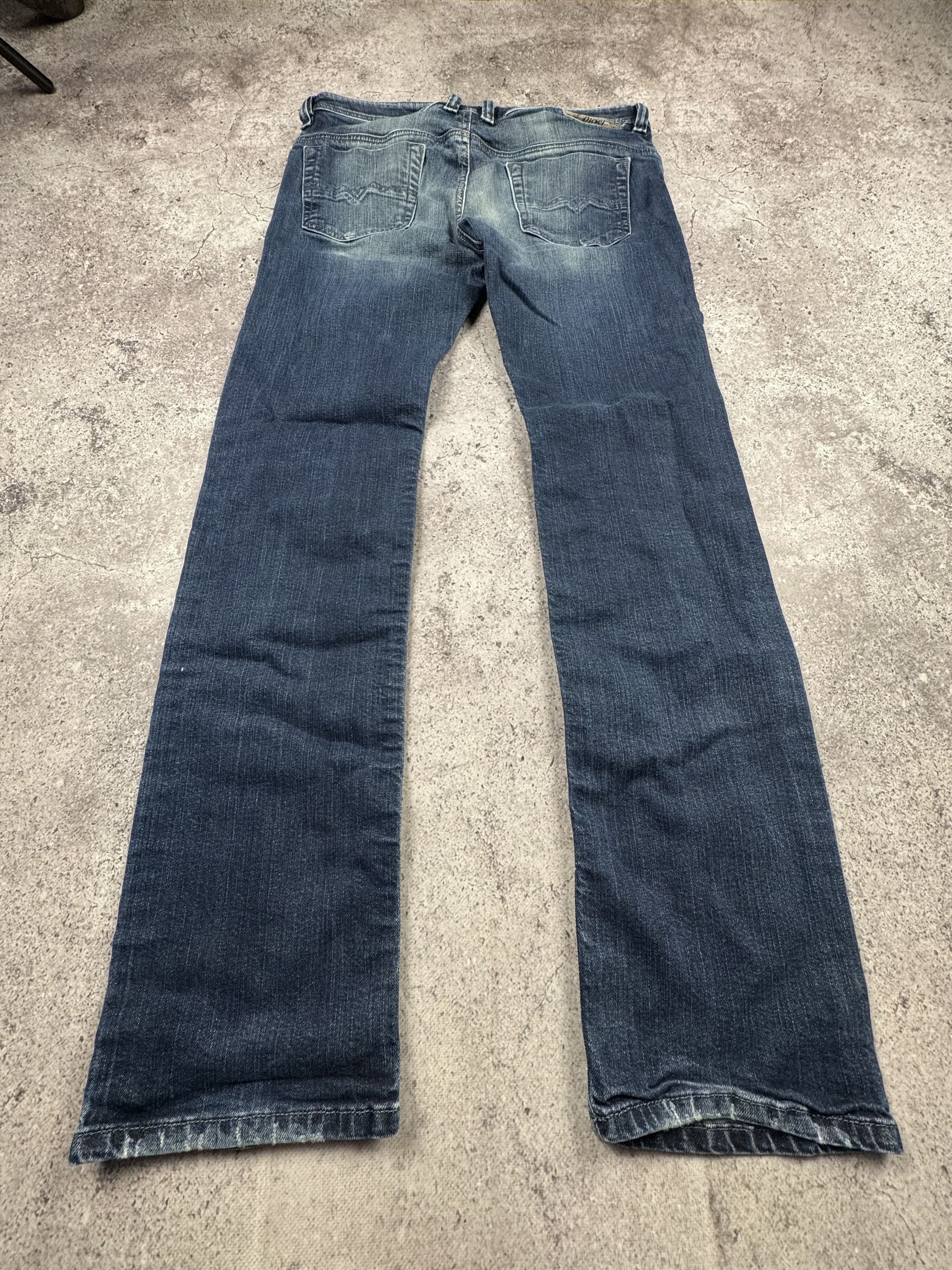 Diesel Disstressed Diesel jeans vintage safado model Japanesse Size US 32 / EU 48 - 4 Thumbnail