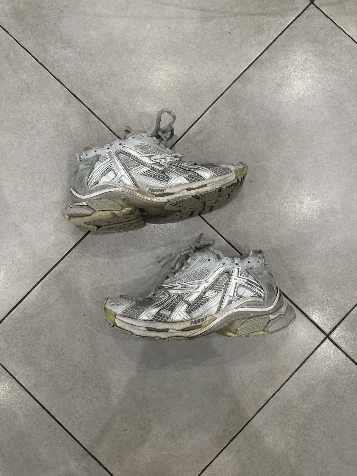 Balenciaga Balenciaga Runner Size US 9 / EU 42 - 2 Thumbnail