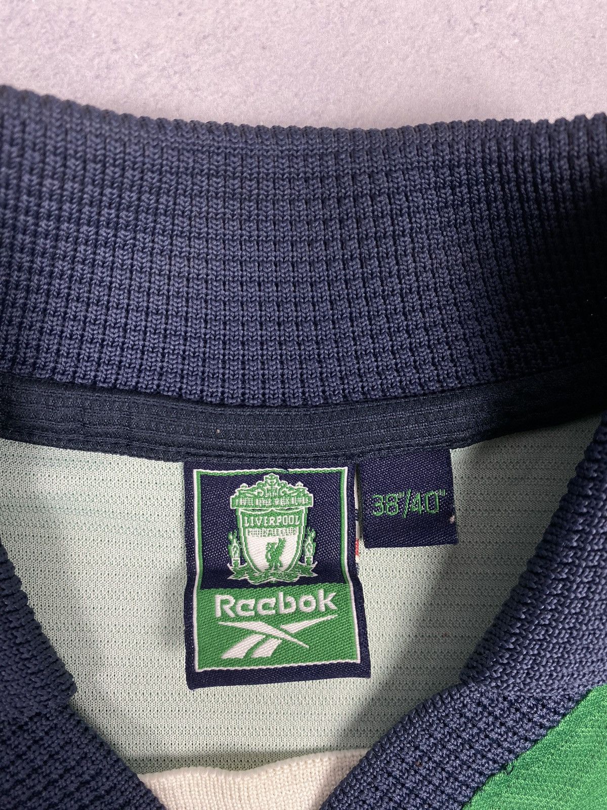 Reebok × Vintage Vintage Reebok Liverpool 1999/00 Football Soccer Jersey Size US L / EU 52-54 / 3 - 17 Thumbnail