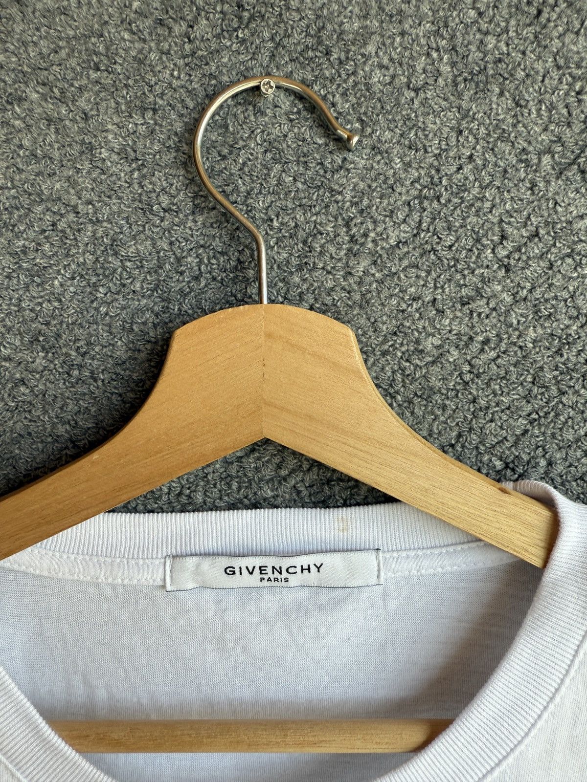 Givenchy Givenchy Taped Sleeve Logo T-Shirt Size US XL / EU 56 / 4 - 4 Thumbnail
