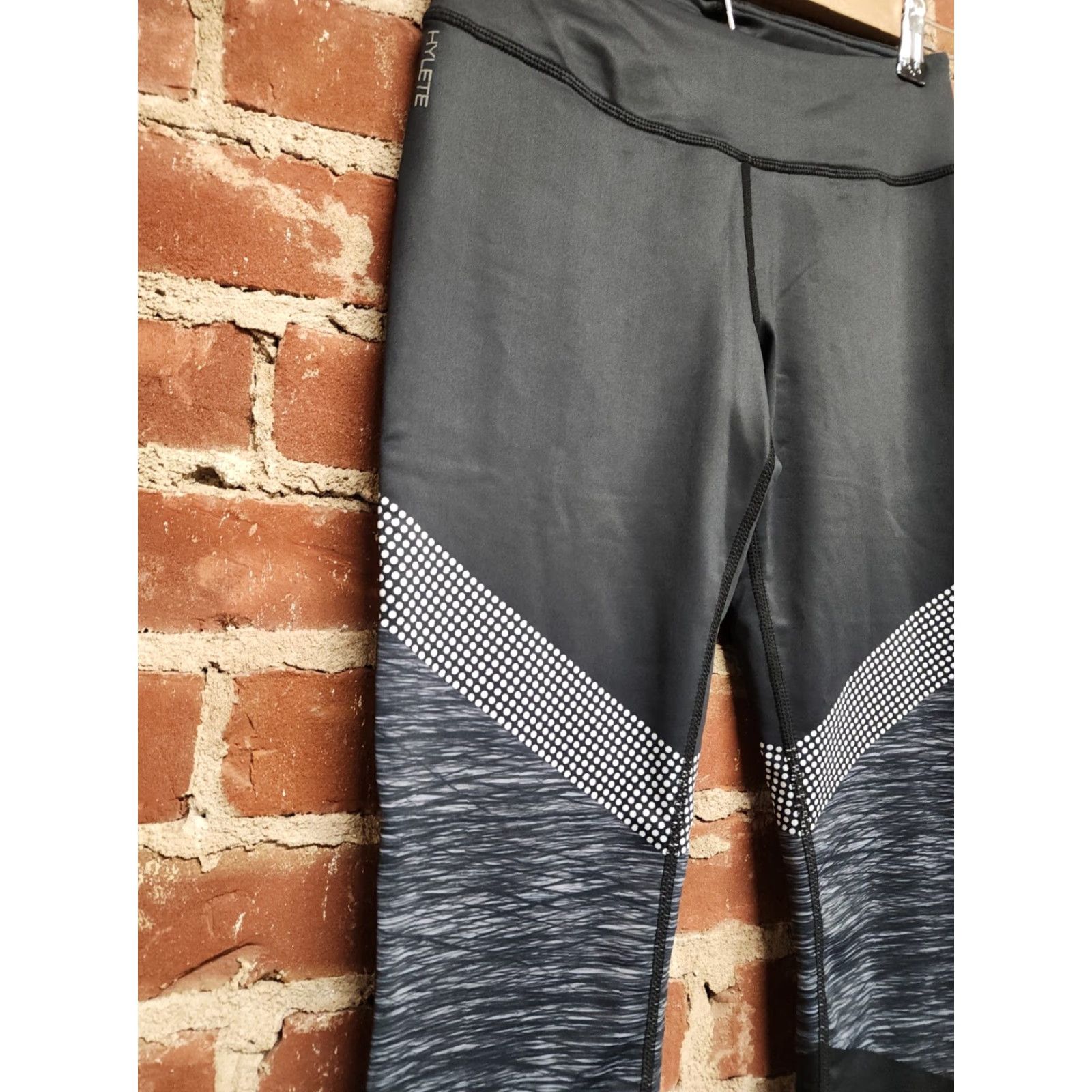 Vintage Hylete Leggings Women Black Gray Small Skinny Pockets Compression Activewear XS? Size 28" / US 6 / IT 42 - 4 Thumbnail
