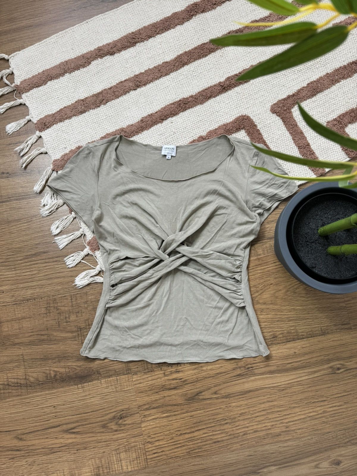 Armani Collezioni VINTAGE ARMANI AVANT GARDE TANK TOP TEE Size L / US 10 / IT 46 - 2 Thumbnail