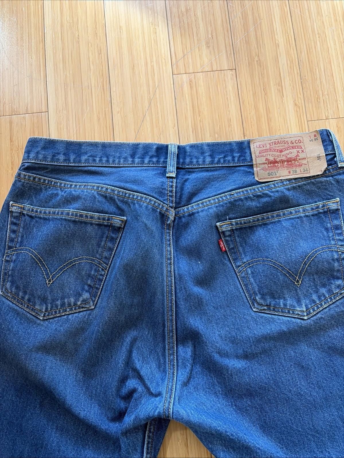 Levi's Levis 501 Jeans Mens 36 Straight Leg Button Fly Size US 38 / EU 54 - 3 Thumbnail