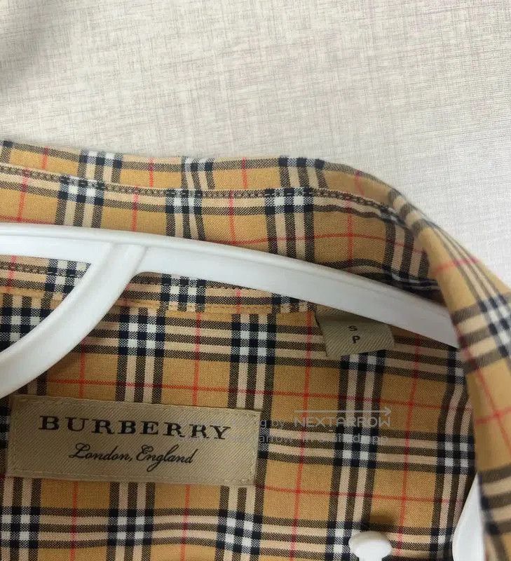 Burberry Burberry Men's Yellow Cotton Shirt. Size US S / EU 44-46 / 1 - 4 Thumbnail