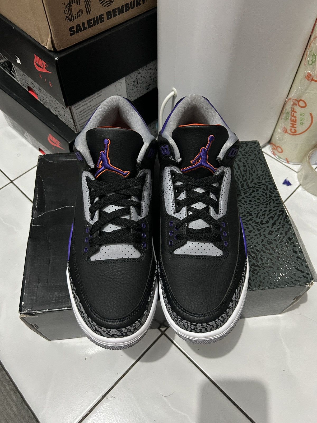 Jordan Brand nike air jordan 3 black court purple Size US 8.5 / EU 41-42 - 4 Thumbnail