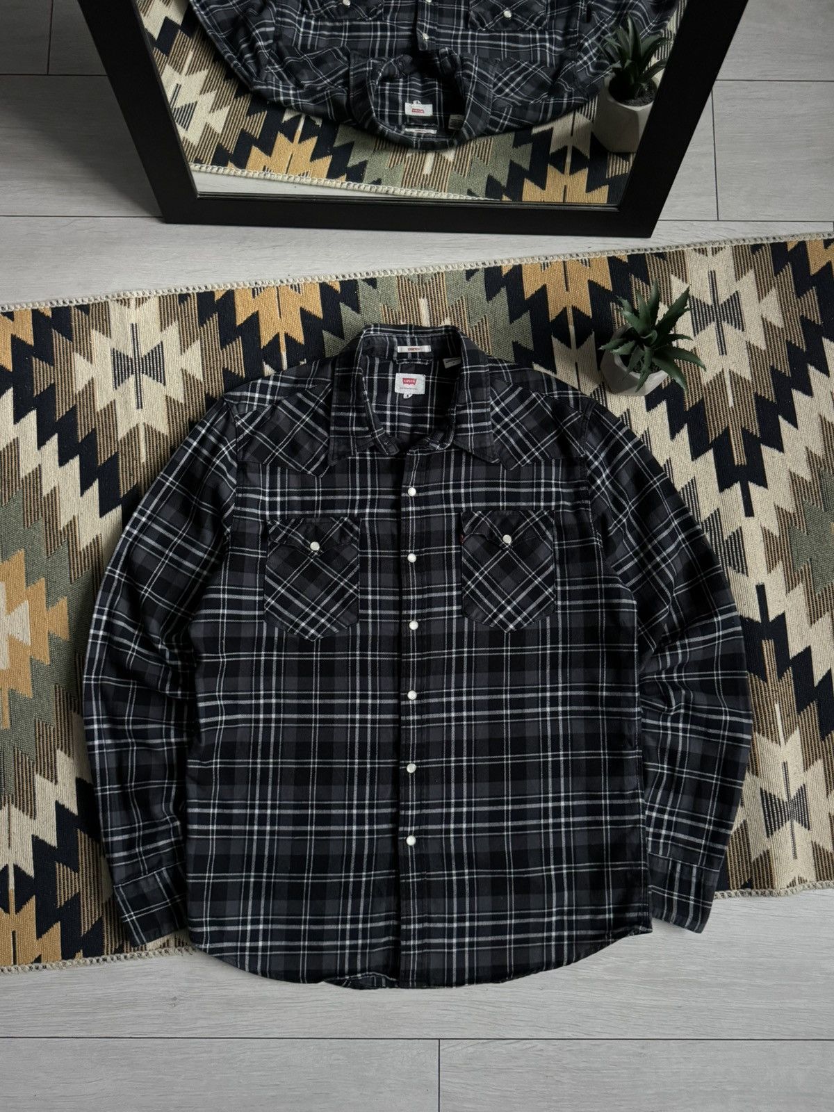 Levi's Vintage Levi’s Flannel Button Up Shirt Size US M / EU 48-50 / 2 - 1 Thumbnail