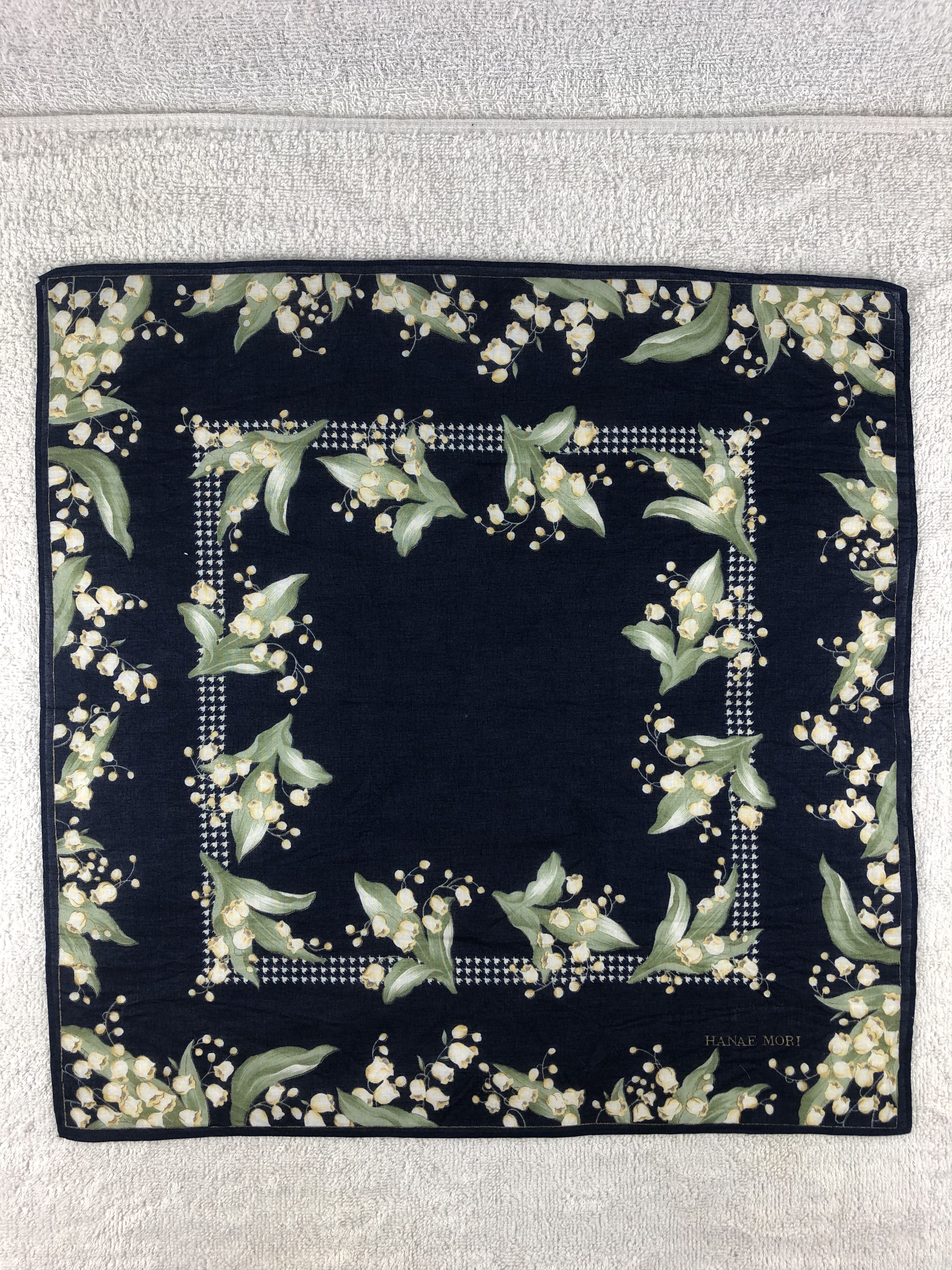 Hanae Mori × Japanese Brand × Vintage Hanae Mori Handkerchief / Bandana / Neckerchief Size ONE SIZE - 3 Thumbnail