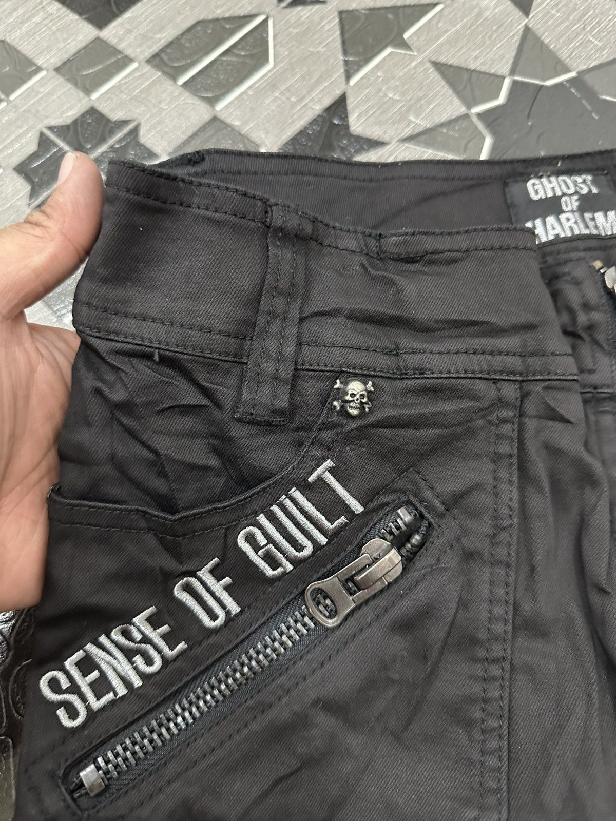 Japanese Brand Ghost Of Harlem Skull Studed Double Zipper Gothic Short Pant Size 26" / US 2 / IT 38 - 7 Thumbnail