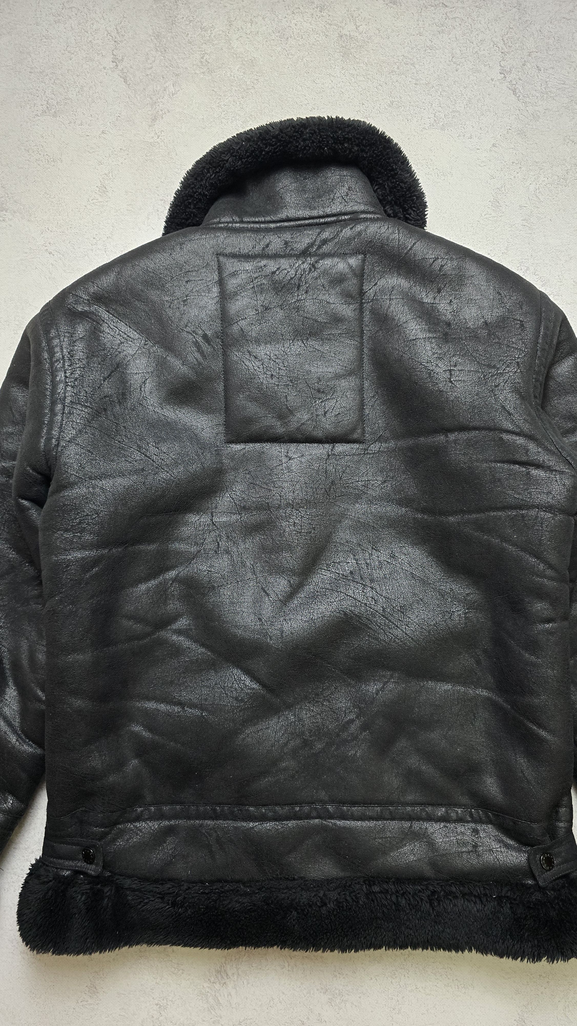 Alpha Industries Alpha Industries B3 Aviator Bomber Jacket Faux Shearling Size US L / EU 52-54 / 3 - 6 Thumbnail
