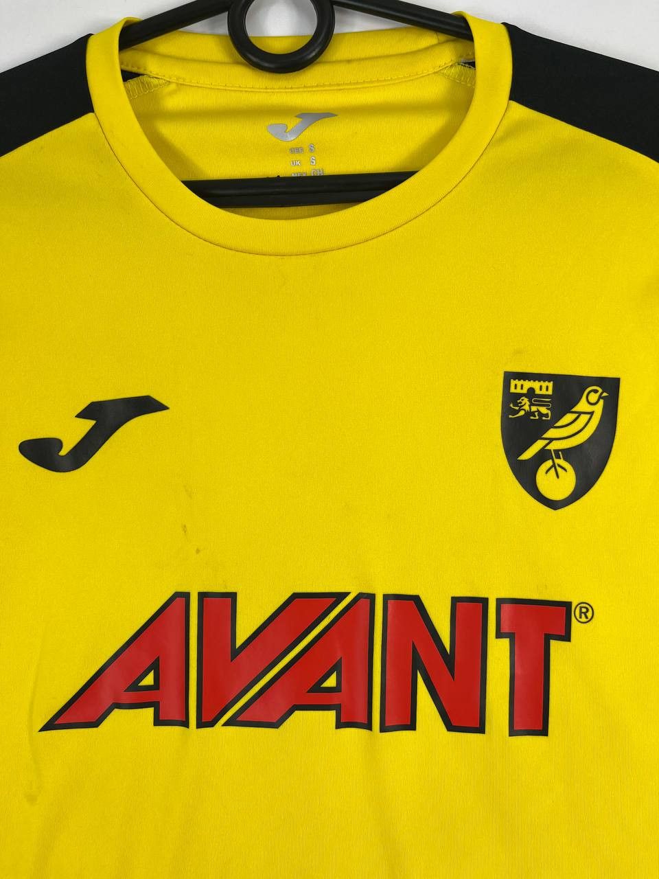 Joma NORWICH CITY 2021-2022 FOOTBALL SHIRT TRAINING JOMA SIZE S Size US S / EU 44-46 / 1 - 2 Thumbnail
