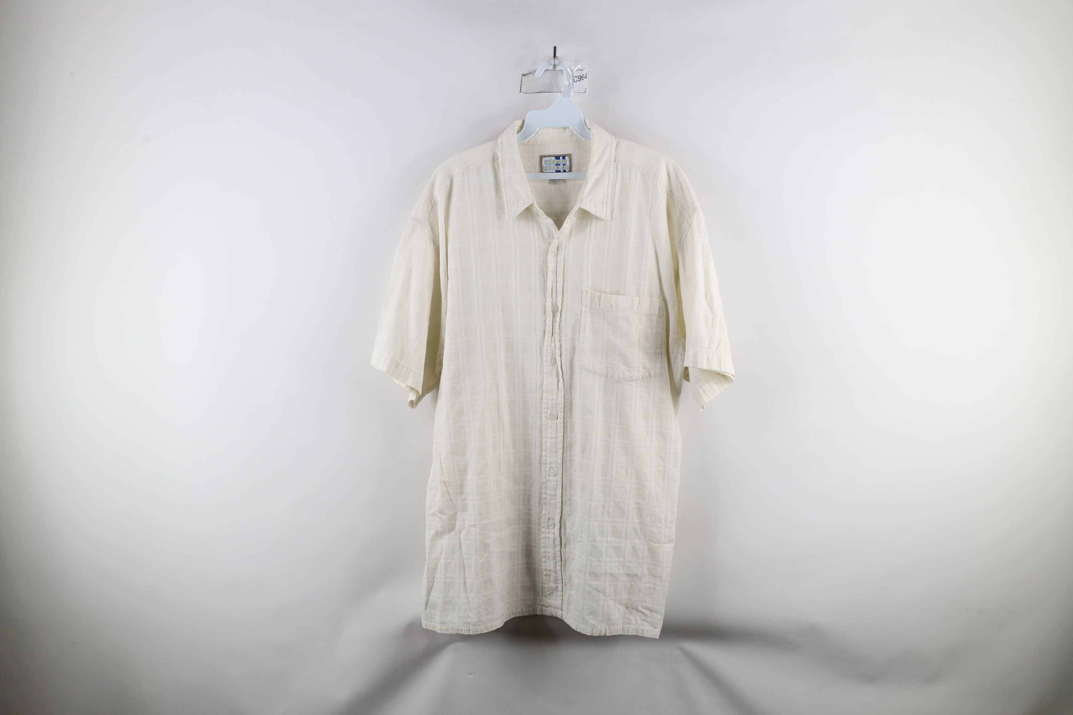 Vintage Vintage 90s Streetwear Short Sleeve Collared Button Shirt Size US XL / EU 56 / 4 - 1 Thumbnail