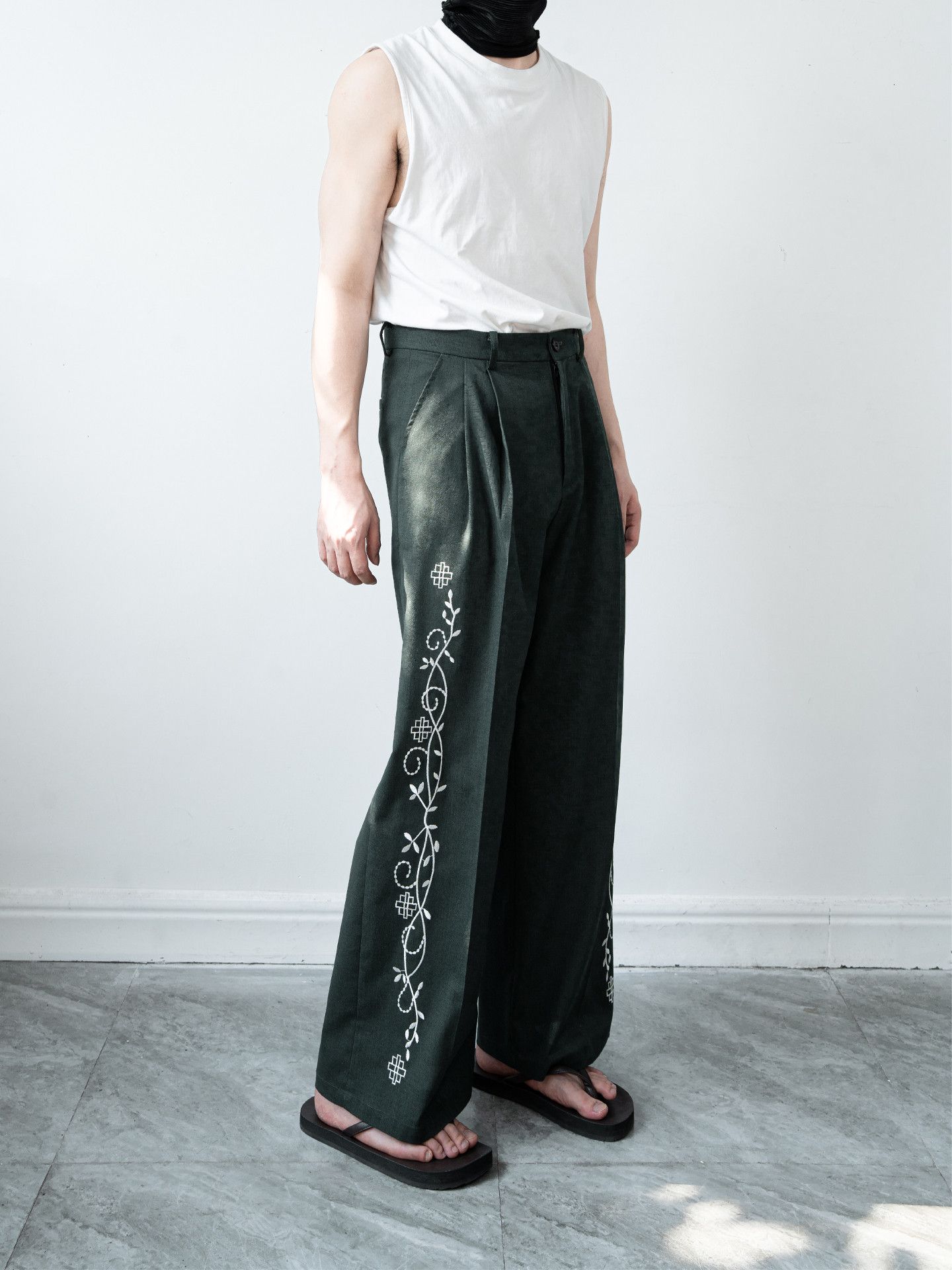 Other Men’s Straight breathable trousers Size US 30 / EU 46 - 1 Thumbnail