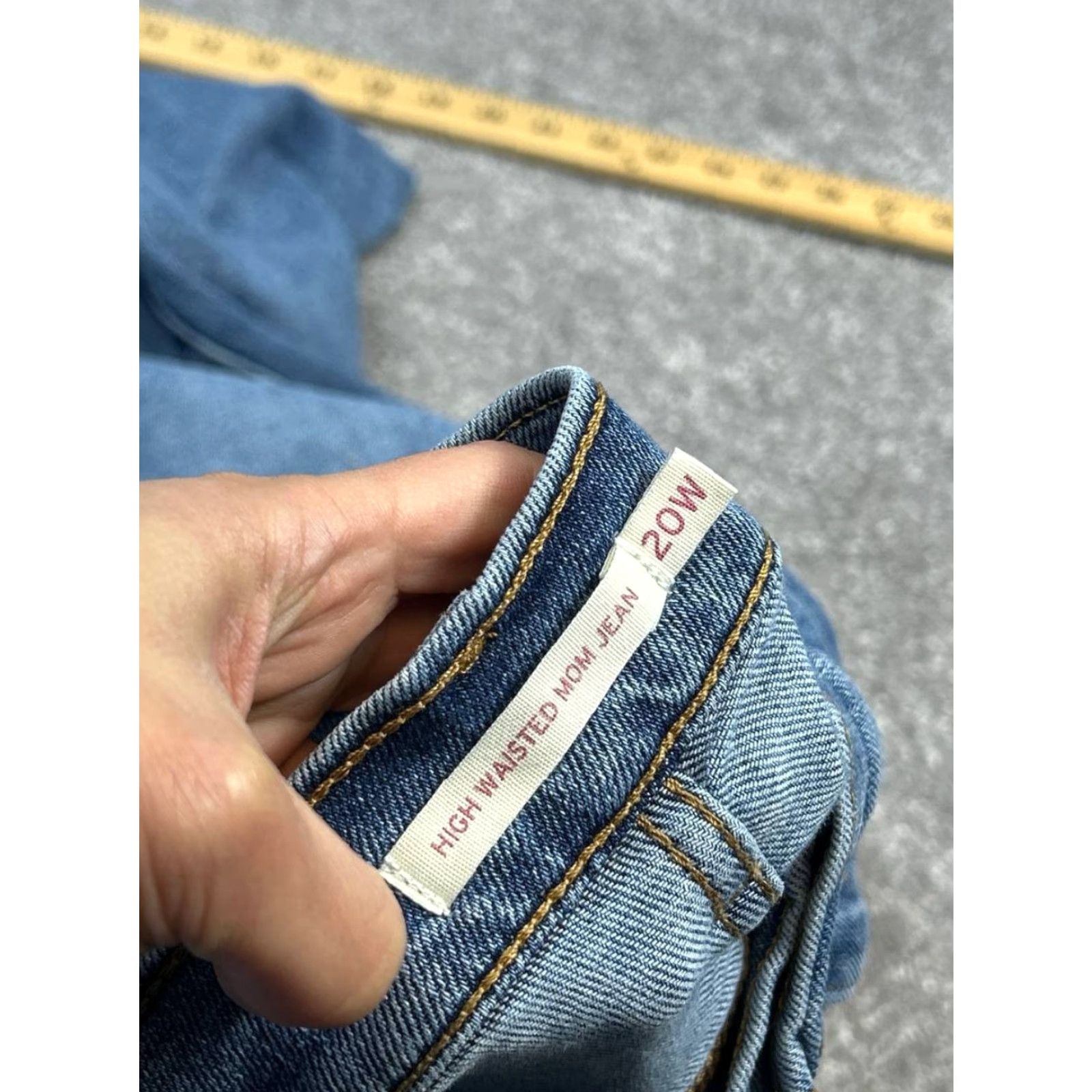Levi's Levis High Waisted Mom Jeans Womens 20 Blue Denim Cotton Stretch Tapered 40x27 Jeans Womens 20 Blue City Preppy Vintage No Size 42" / US 20 - 7 Thumbnail
