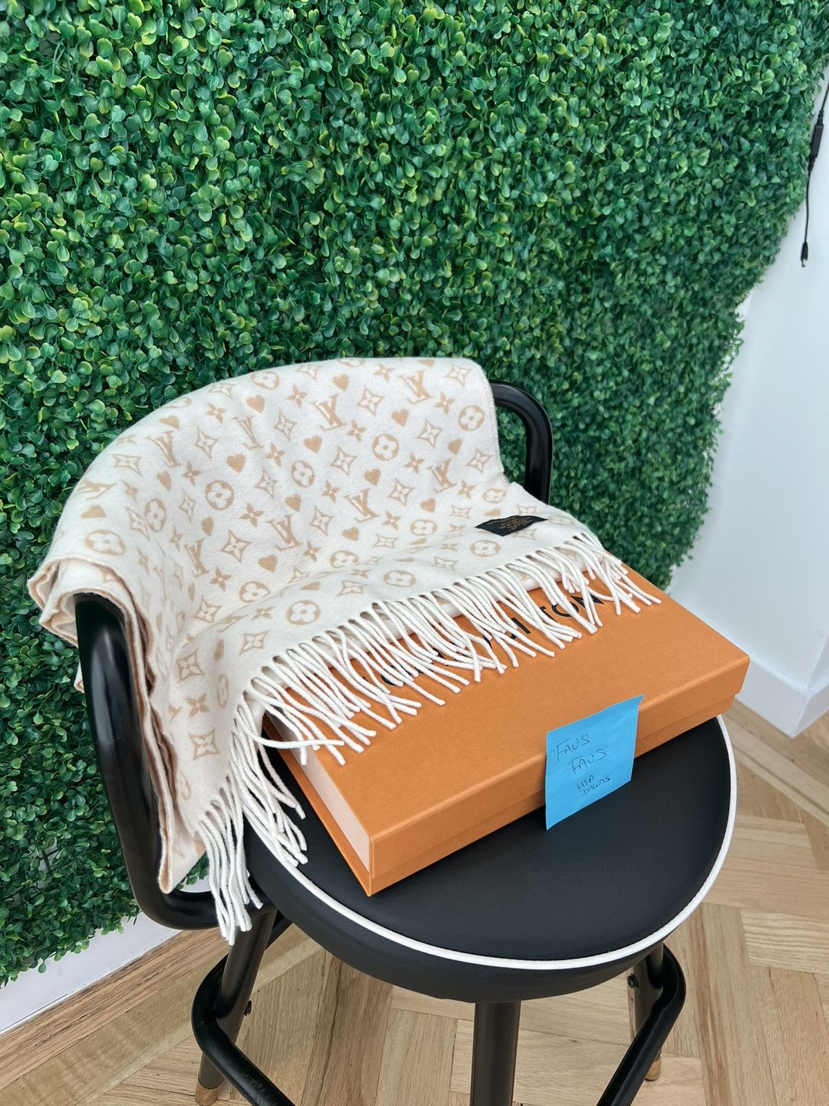 Louis Vuitton LV Game on LV Scarf Size ONE SIZE - 4 Thumbnail