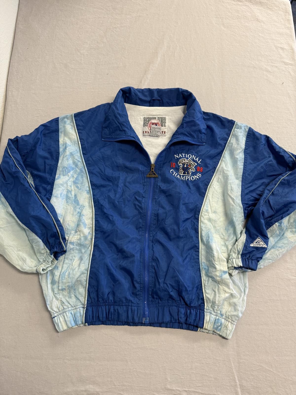 Designer Vintage UK Jacket University of Kentucky Wildcats 1998 - M Size US M / EU 48-50 / 2 - 1 Thumbnail