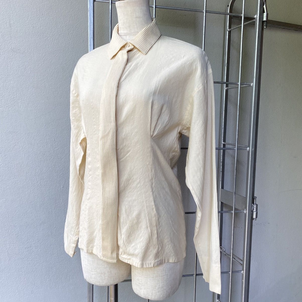Dior Christian Dior Fitted Pale Yellow Wool Shirt Size M / US 6-8 / IT 42-44 - 18 Thumbnail