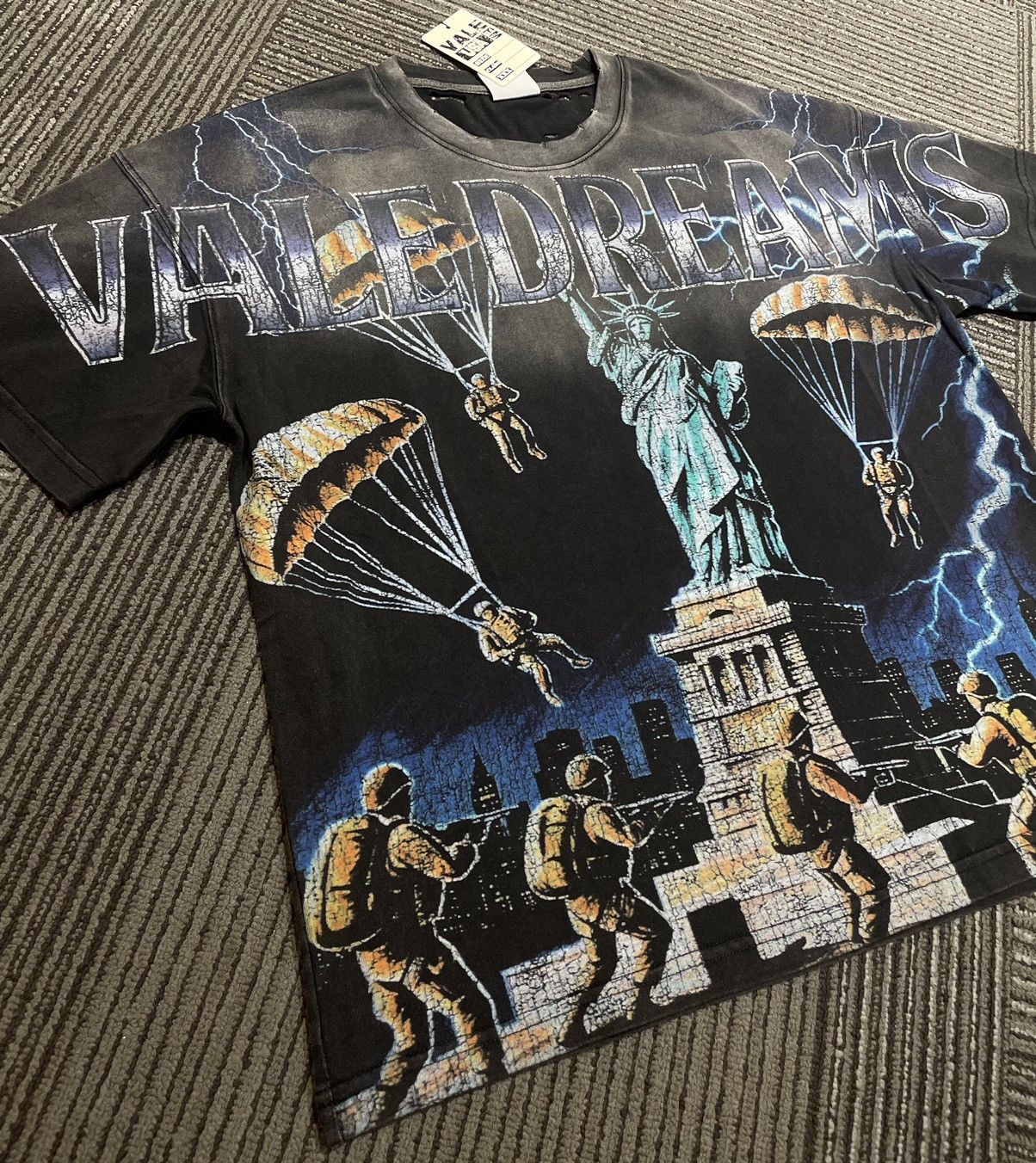 Vale Vale NYC Invasion Tee - Small RARE Size US S / EU 44-46 / 1 - 2 Thumbnail