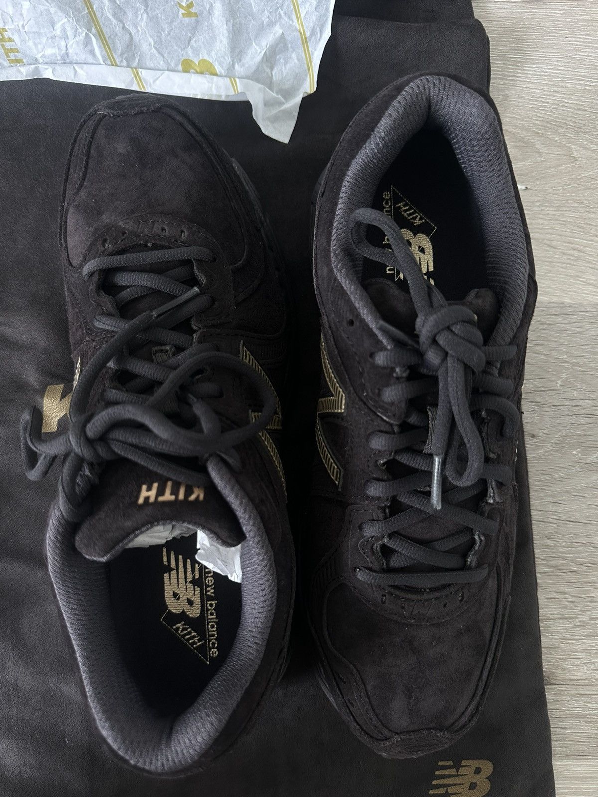 Kith × New Balance Kith New Balance Espresso 860v2 Size US 6.5 / EU 39-40 - 9 Thumbnail
