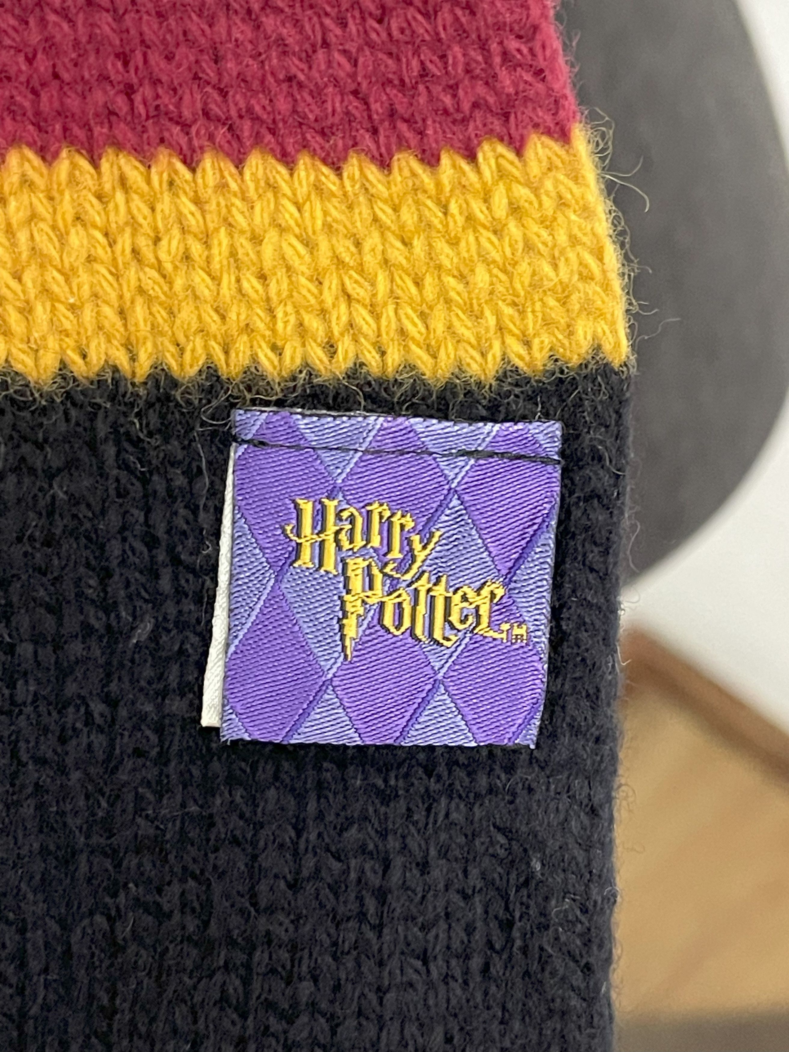 Vintage Vintage Gryffindor Harry Potter Scarf / Muffler - 6068 Size ONE SIZE - 6 Thumbnail
