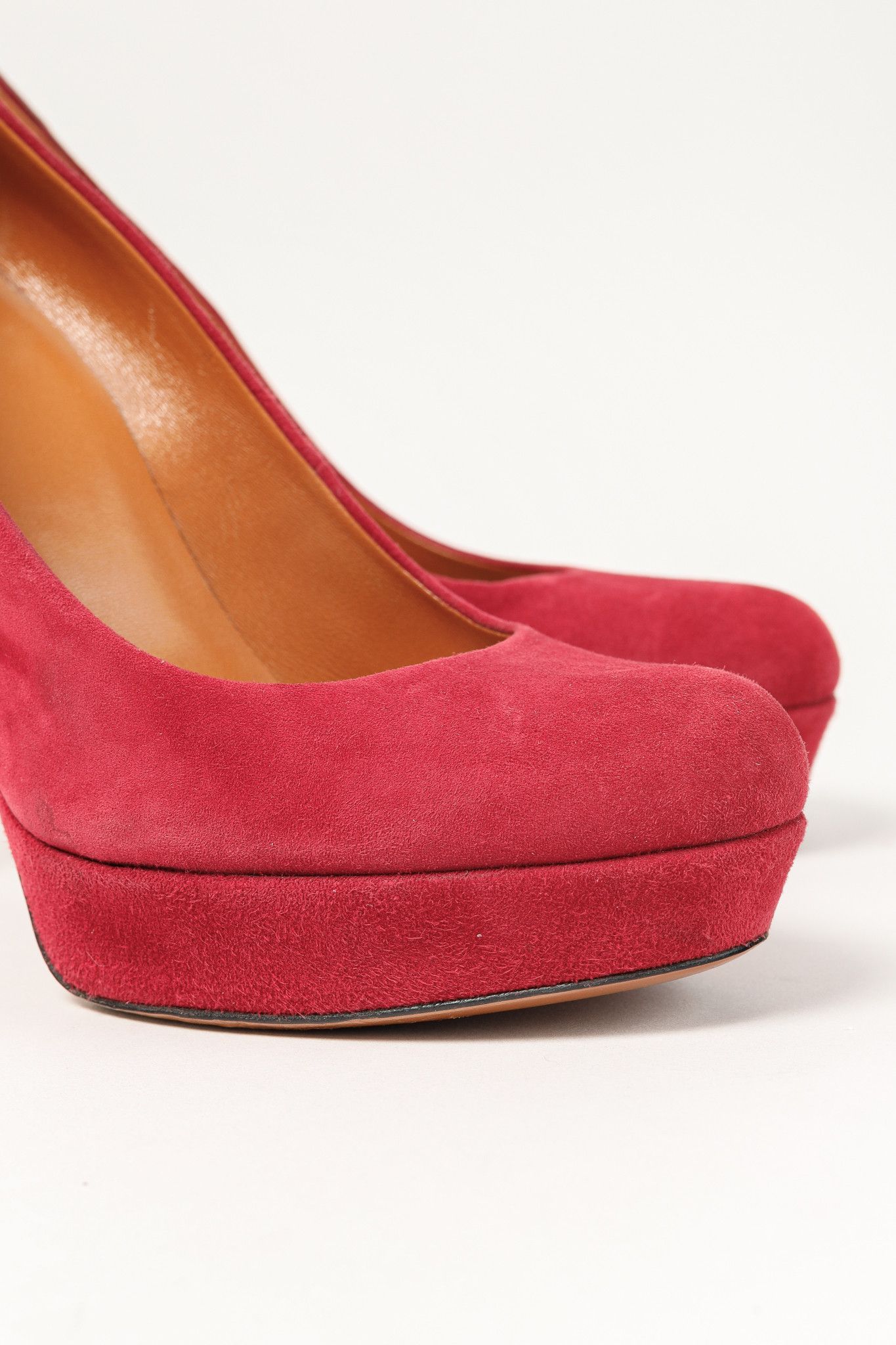 Gucci Gucci Raspberry Suede Platform Round-Toe Stiletto Pumps Size US 6 / IT 36 - 7 Thumbnail