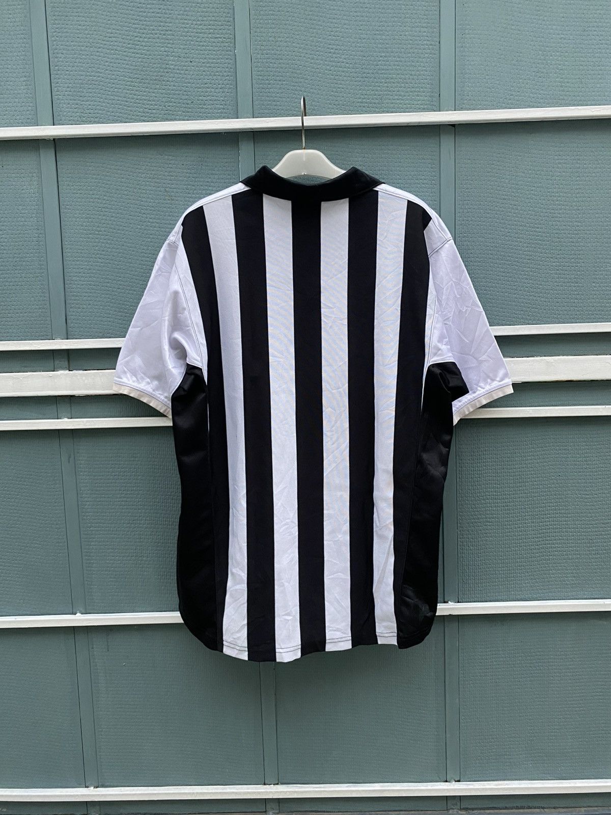 Nike Vintage y2k nike jersey blockcore retro black white stripe Size US XL / EU 56 / 4 - 5 Thumbnail