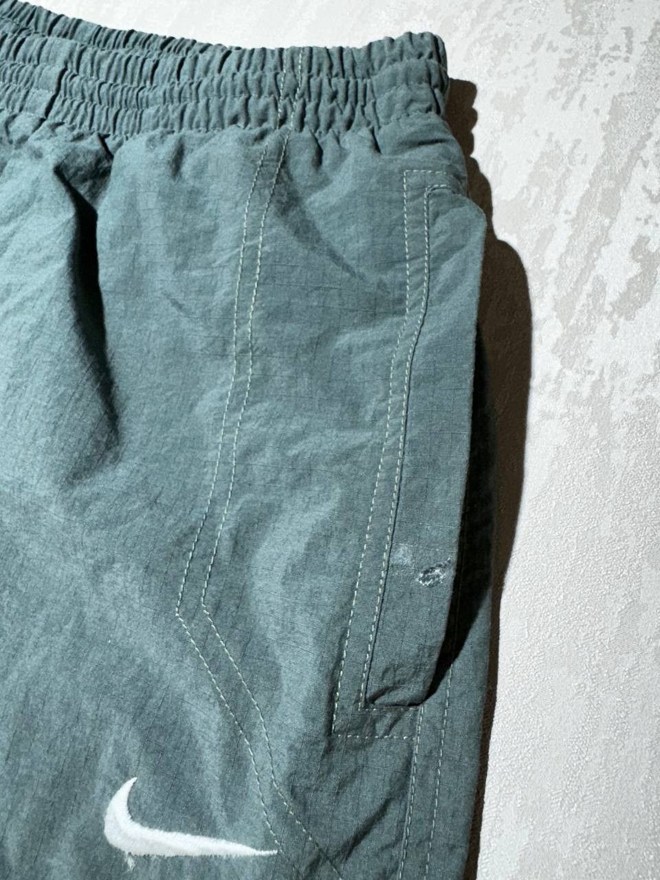 Nike × Vintage Vintage Nike Nylon Track Pants Green size M Size US 32 / EU 48 - 7 Thumbnail