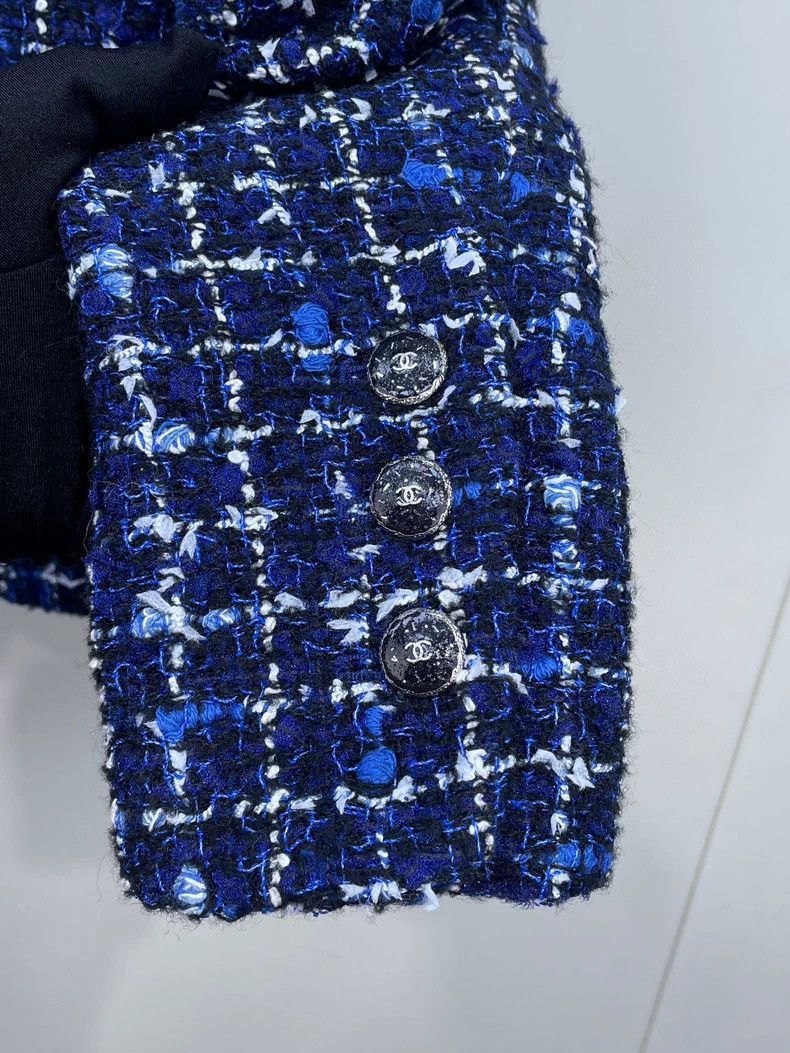 Chanel Blue Check Tweed Jacket from Chanel -2505 Size XS / US 0-2 / IT 36-38 - 3 Thumbnail