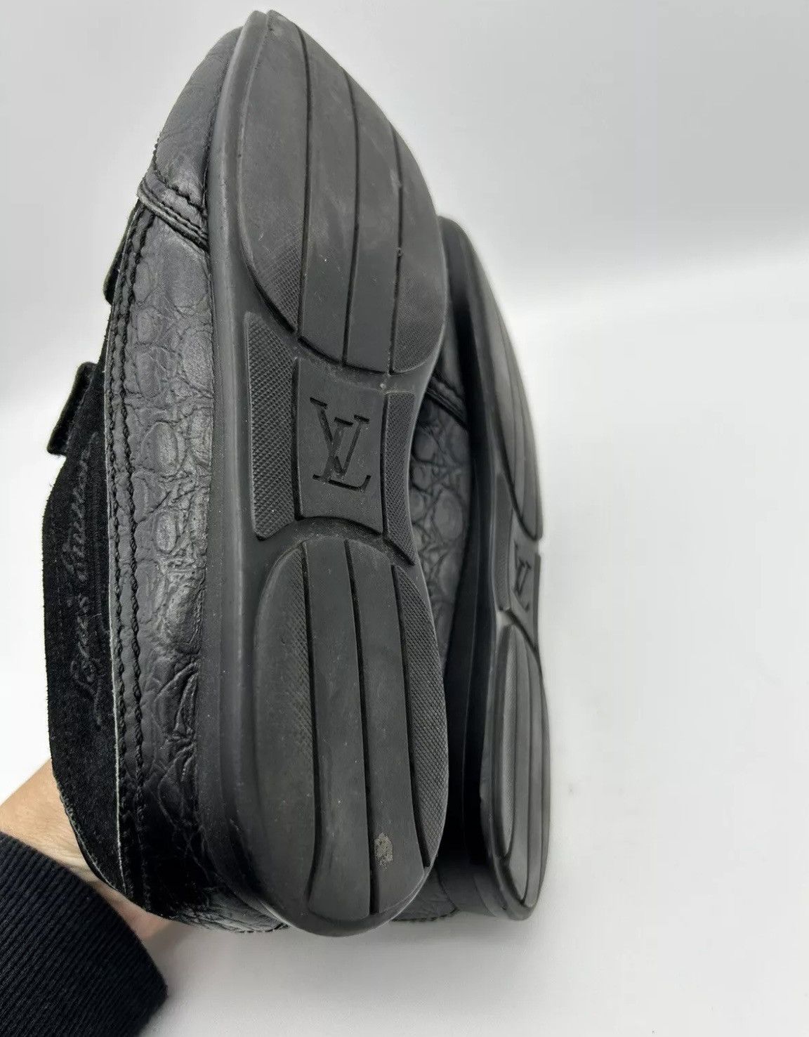Louis Vuitton Louis Vuitton Sneakers Women Black Leather suede closure 36 Size US 5 / IT 35 - 7 Thumbnail