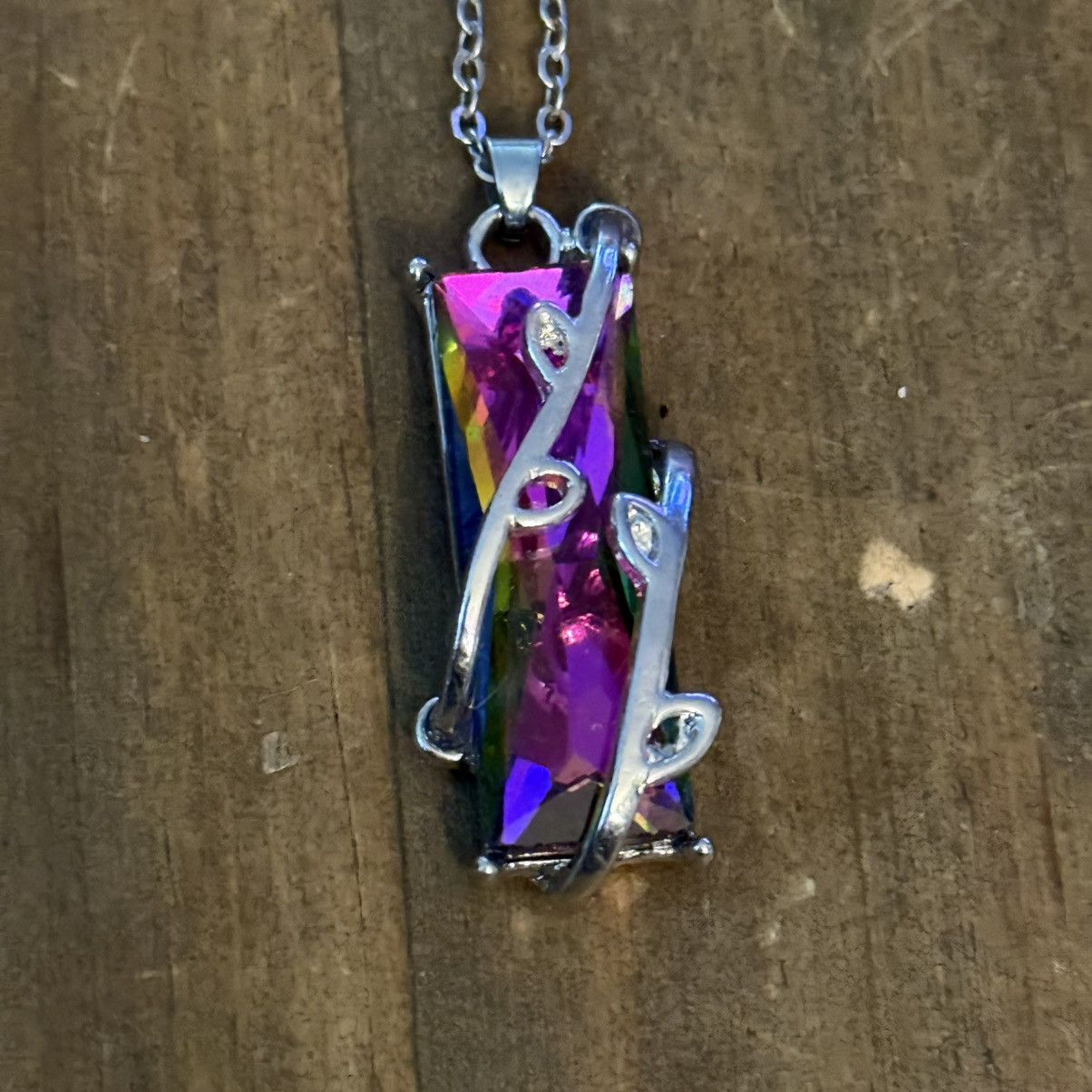 Other Silver tone rainbow prism crystal pendant necklace Size ONE SIZE - 3 Thumbnail