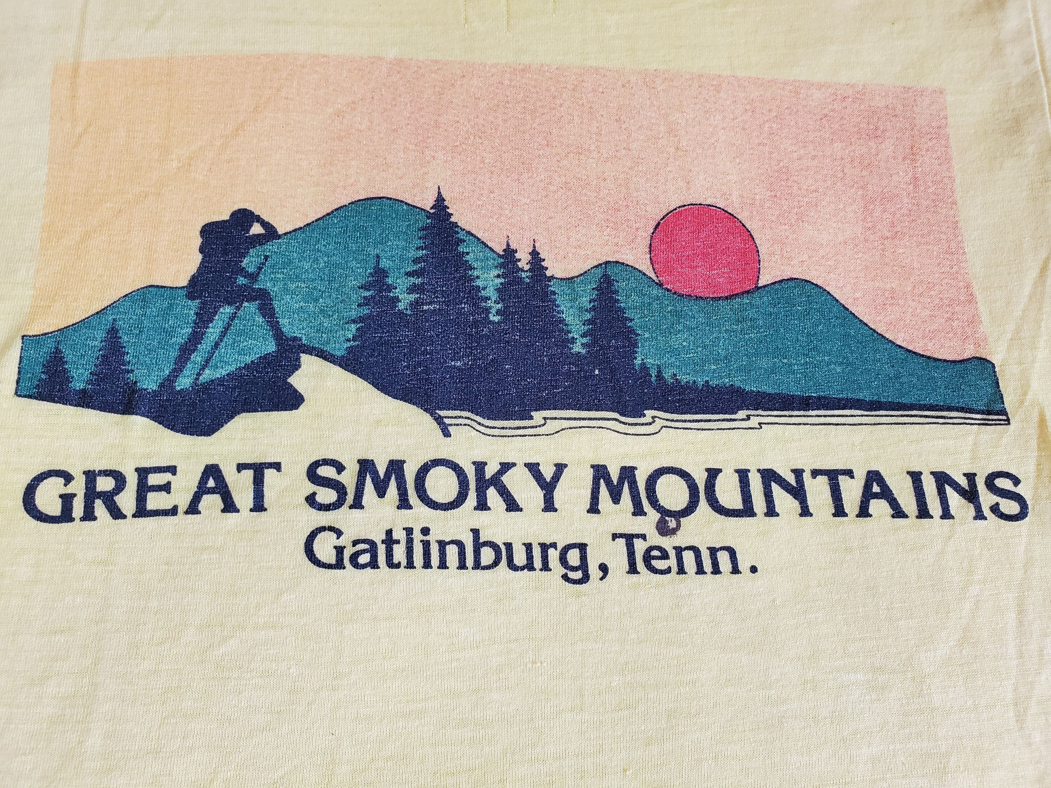 Vintage Ultrathin vintage great smokey mountains travel shirt 80s Size US M / EU 48-50 / 2 - 2 Thumbnail