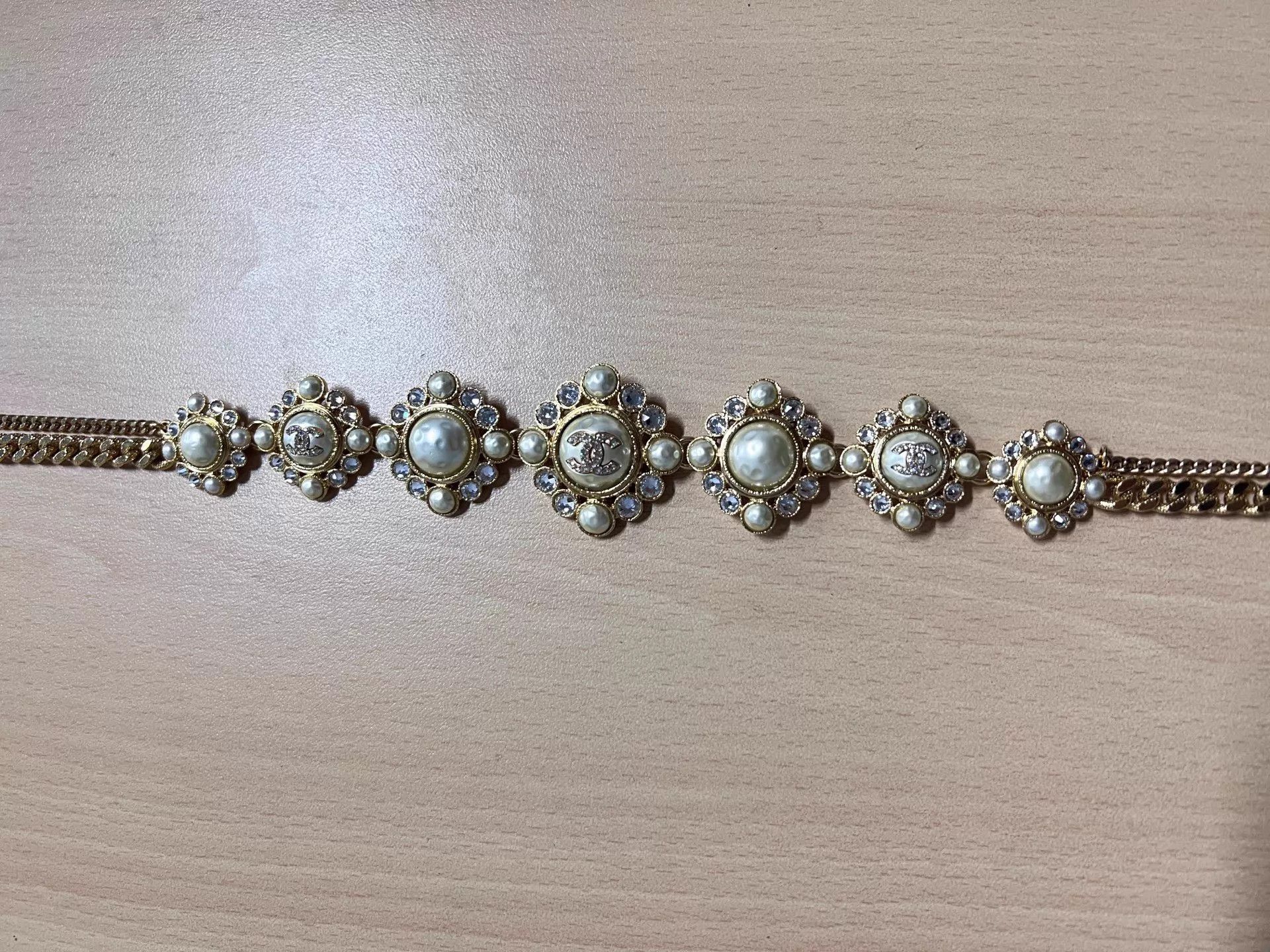 Chanel Chanel Baroque Pearl 2-in-1 Waist/Necklace New Size ONE SIZE - 2 Thumbnail