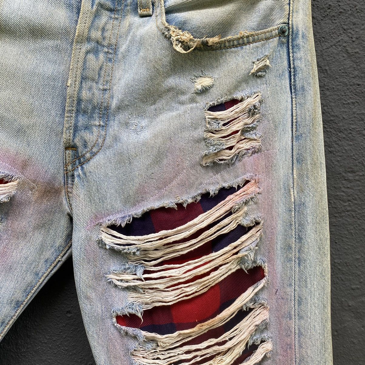Vintage THRASHED Vintage Distressed Punk ERD GRUNGE LGB JEANS Size US 31 - 8 Thumbnail