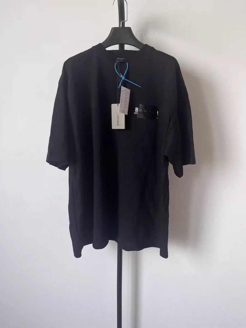 Balenciaga Balenciaga Solid logo print shaded crew neck short sleeve Size US L / EU 52-54 / 3 - 1 Thumbnail