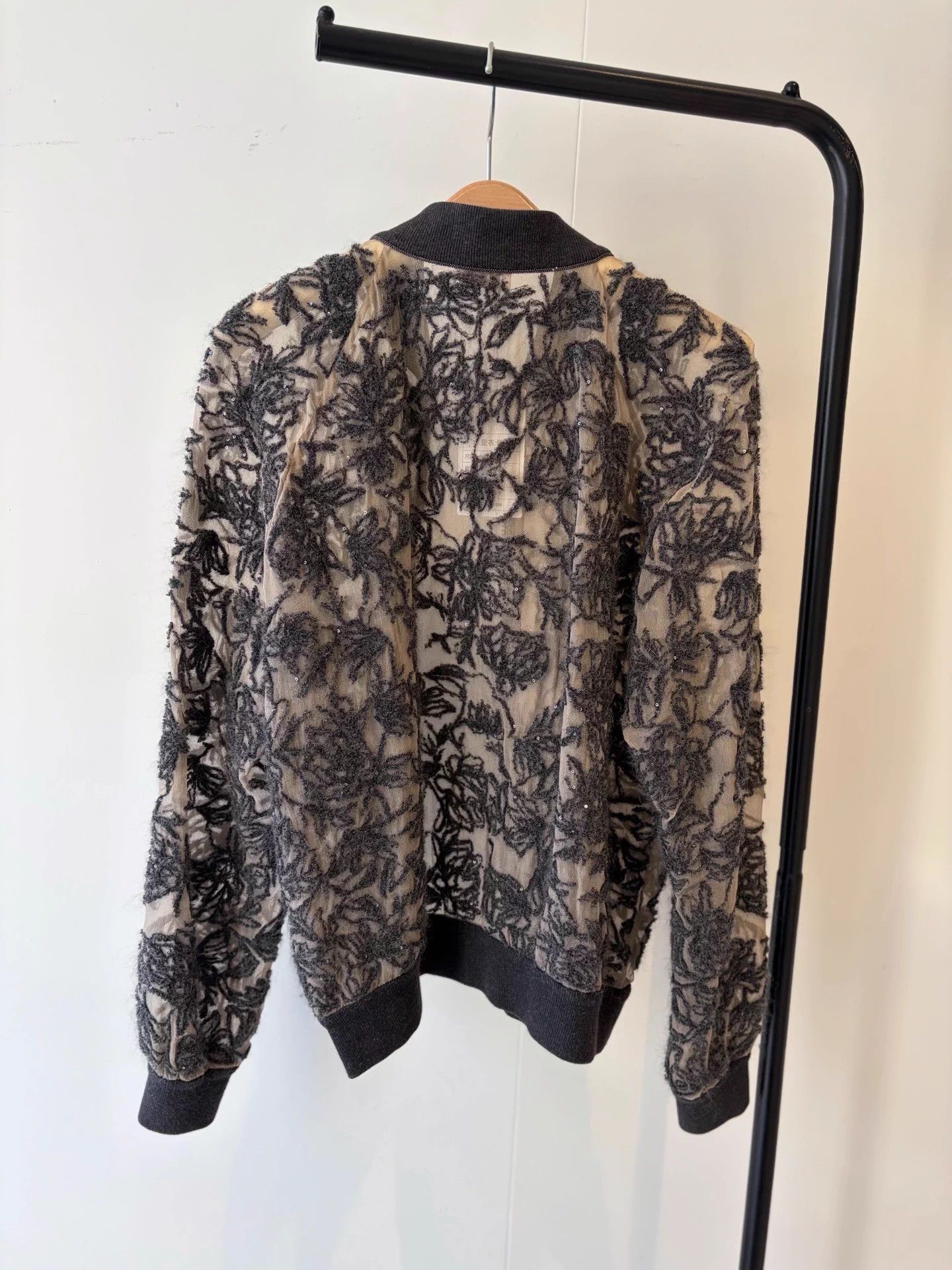 Brunello Cucinelli BC High-End 100% Silk Sequined Jacket Deadstock S Size S / US 4 / IT 40 - 8 Thumbnail