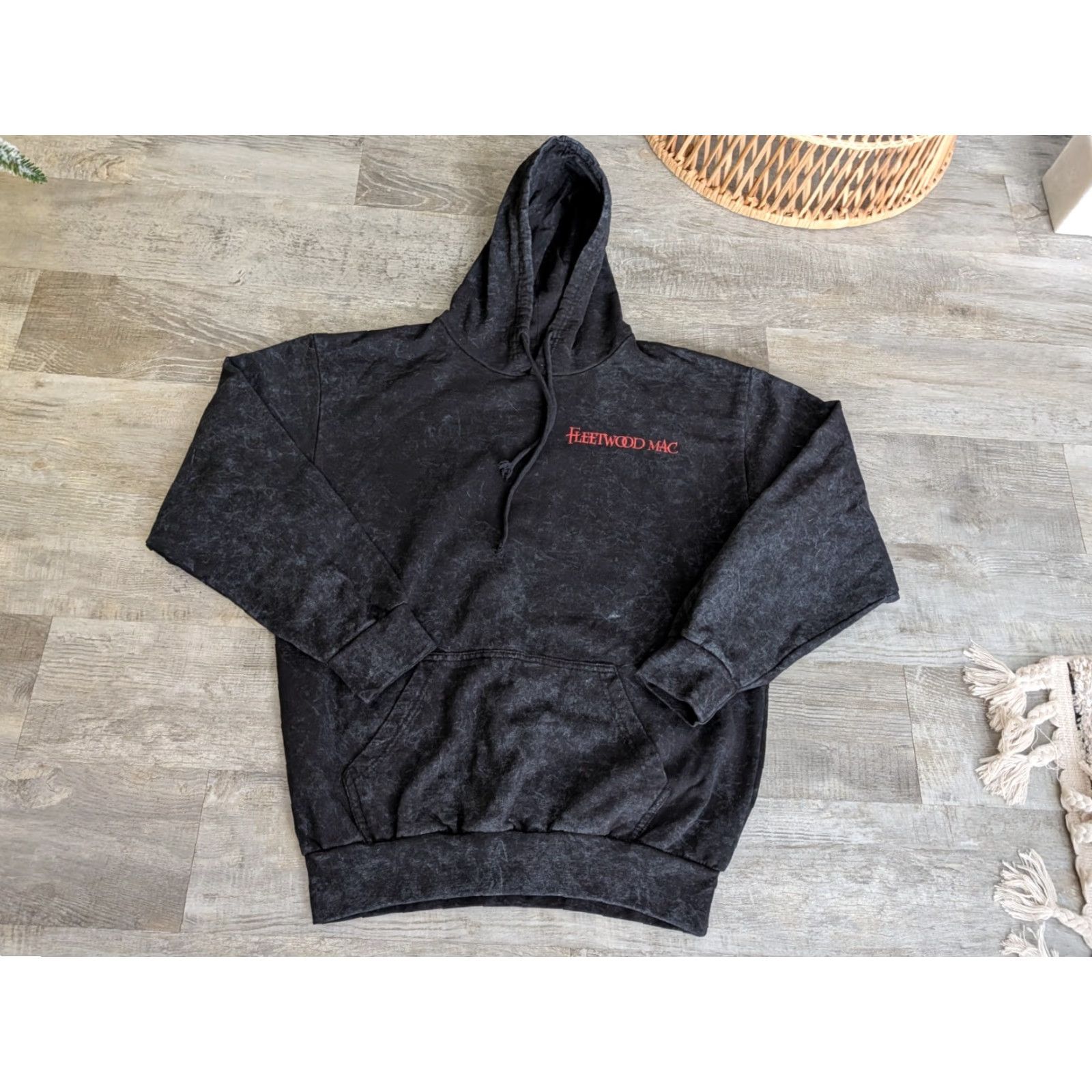 Vintage Fleetwood Mac On Tour Hoodie Unisex M Black Hooded Sweatshirt Size US M / EU 48-50 / 2 - 2 Thumbnail