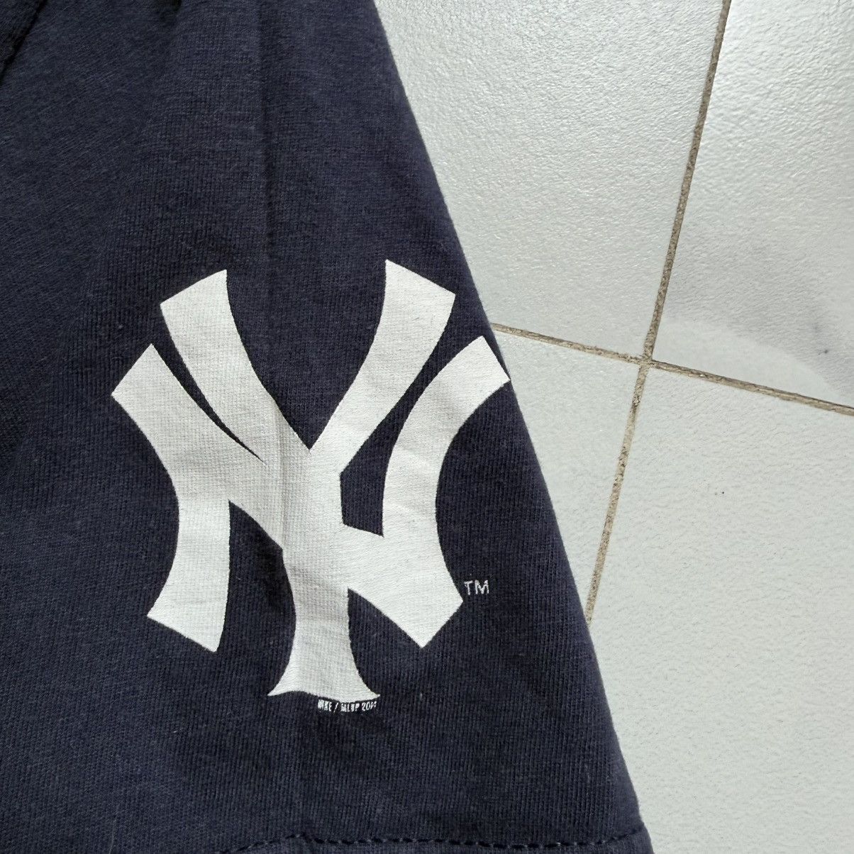 Nike Vintage Y2K Nike Derek Jeter T-Shirt Size US S / EU 44-46 / 1 - 5 Thumbnail