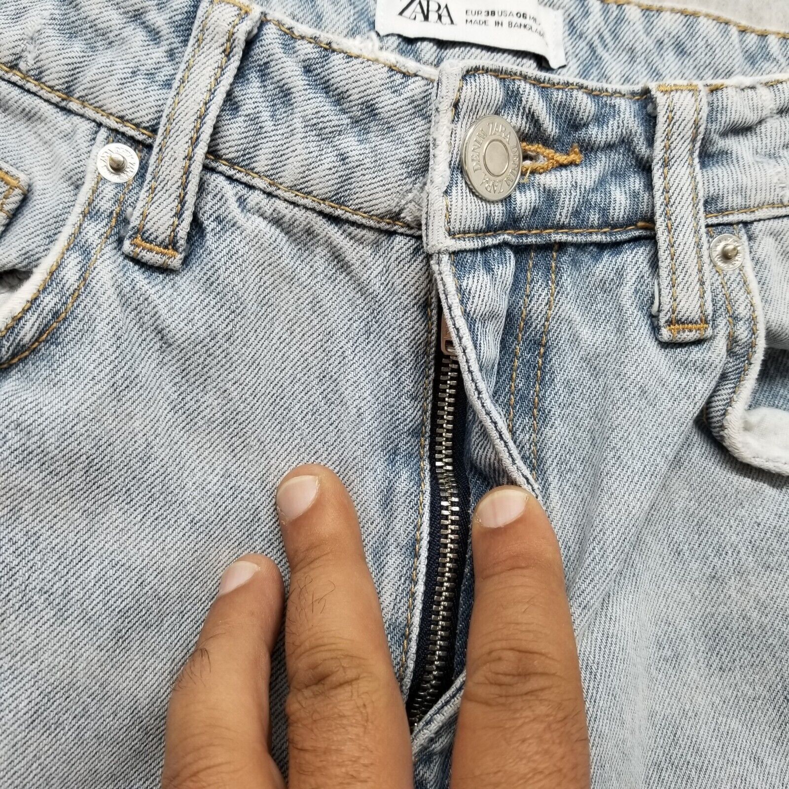 Zara Zara Jeans Womens 27x26 Blue Denim Tapered Distressed Size 27" / US 4 / IT 40 - 9 Thumbnail